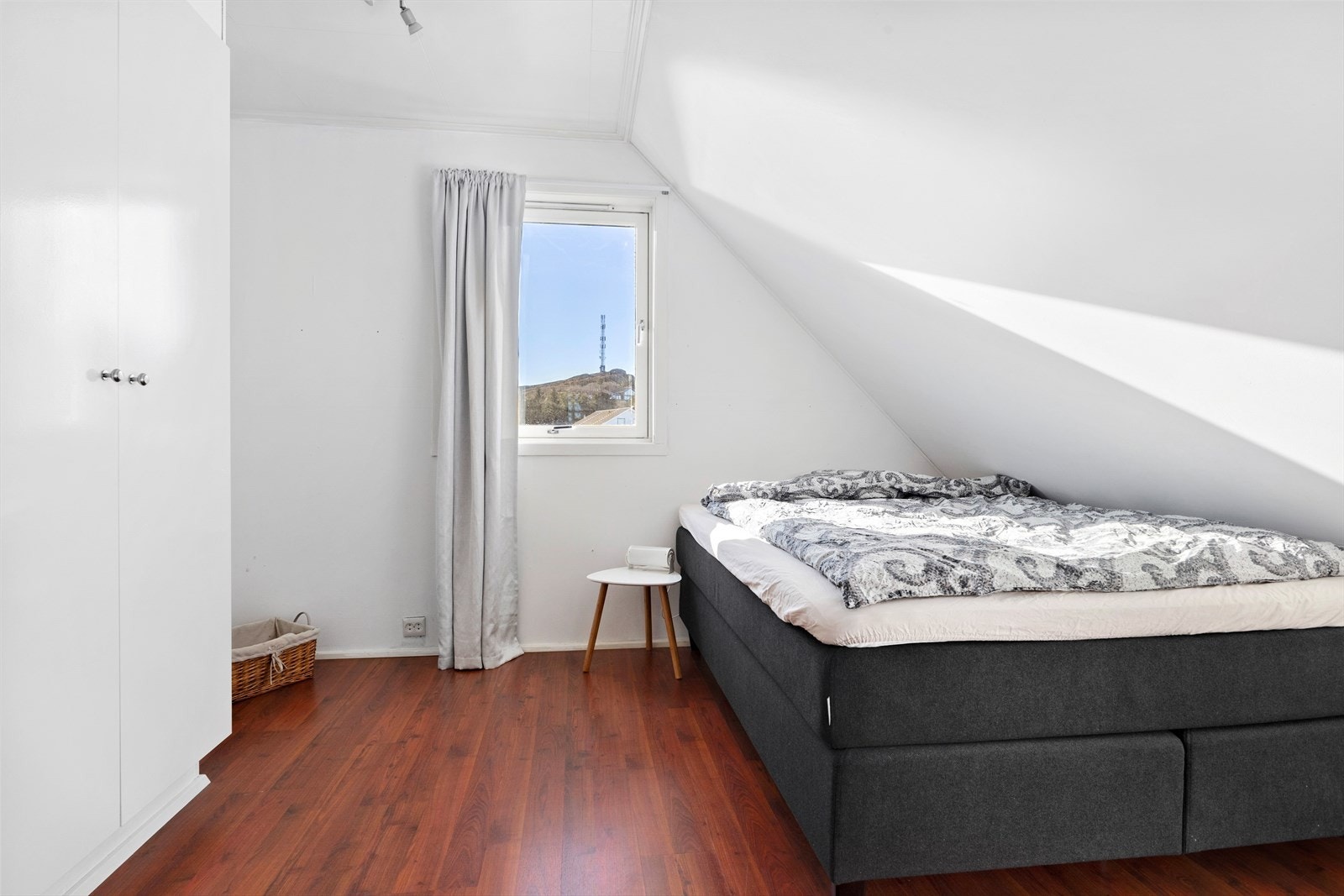 Soverom 3 av 3 i loftsetasje. Galleribilde