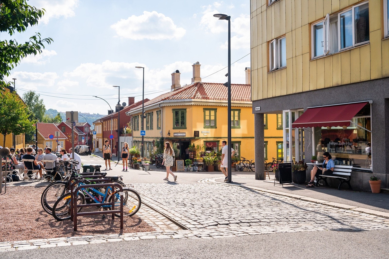Det er kort vei til en rekke servicetlibud og fasiliteter samt flere unike nisjeforretninger. Galleribilde
