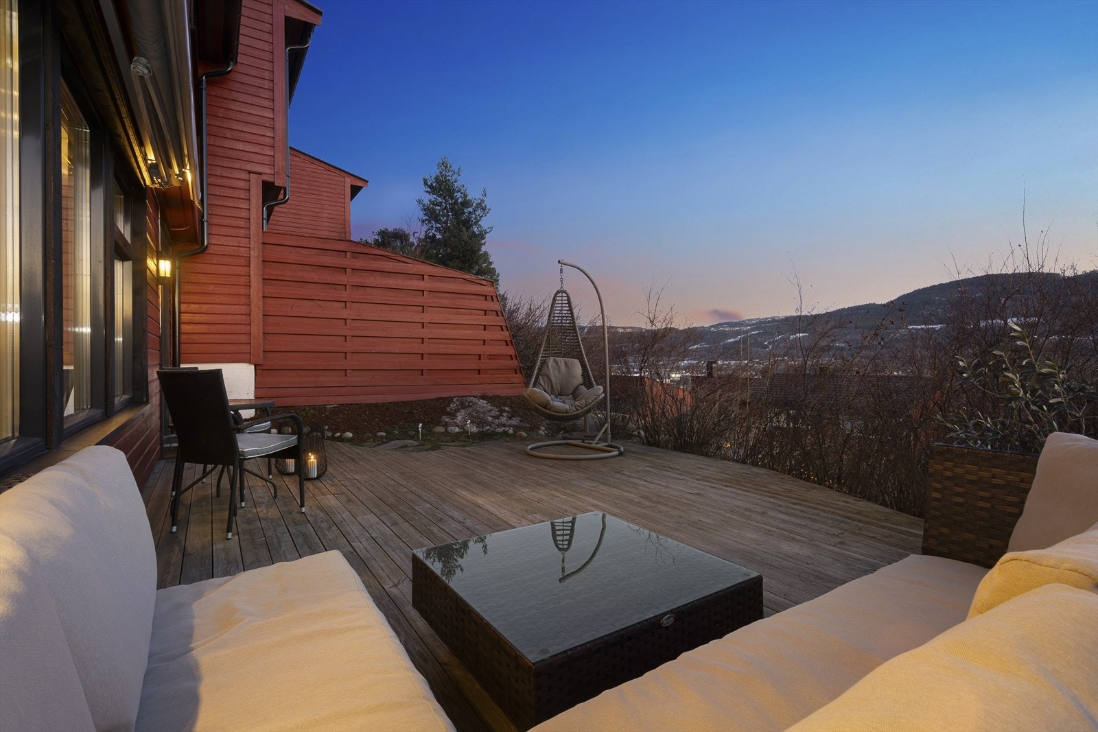 Skjermet fra naboer og fine utsiktsforhold. Galleribilde