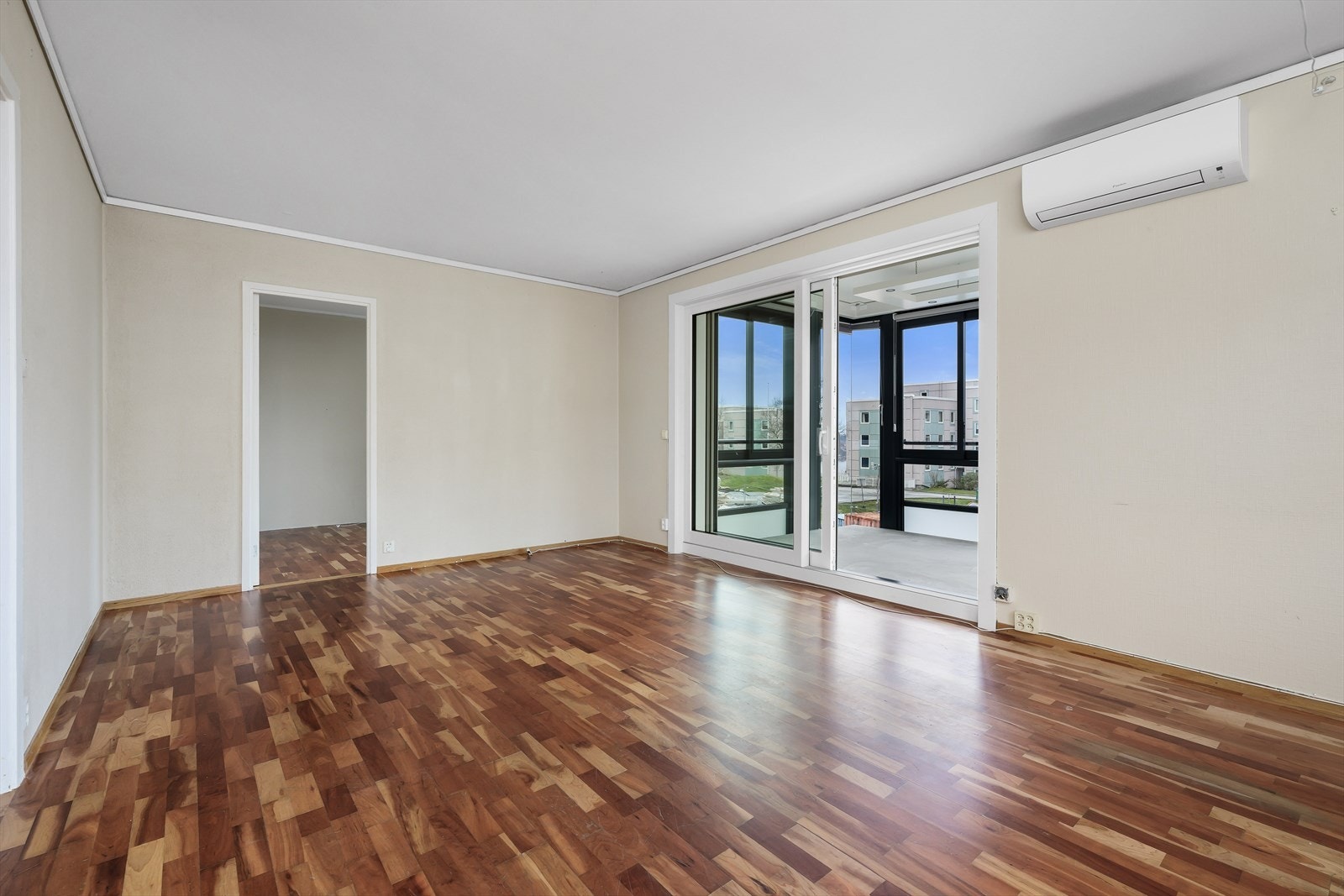 Stue ca 23m² Galleribilde