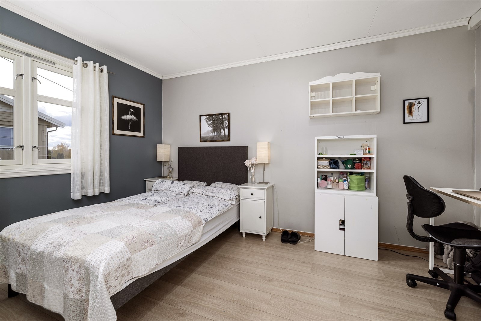 Rommene er alle av god størrelse med plass til ønsket møblering. Galleribilde