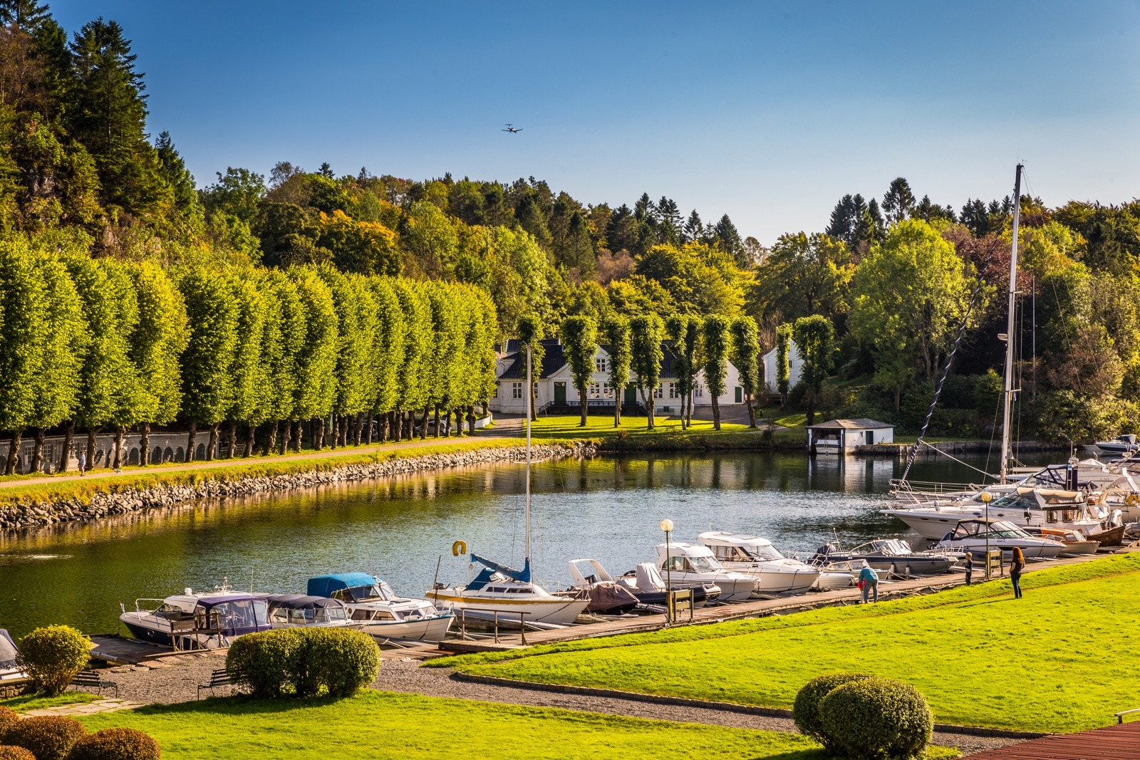- I båthavnen kan det bli muligheter å få leie seg en båtplass, om det skulle være ønskelig - Galleribilde
