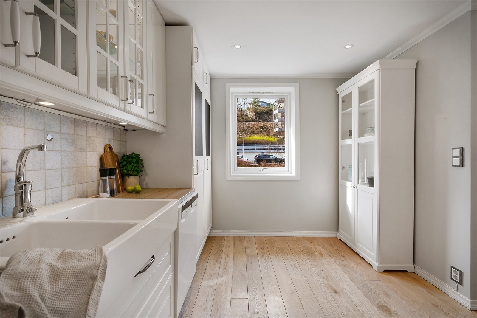 - Et praktisk og funksjonelt kjøkken - Galleribilde