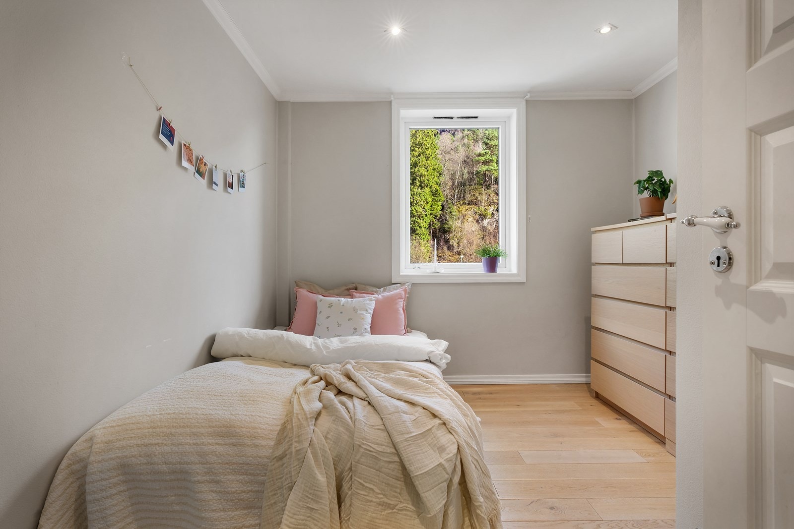 - Soverom 2 måler 7,9m² - Galleribilde