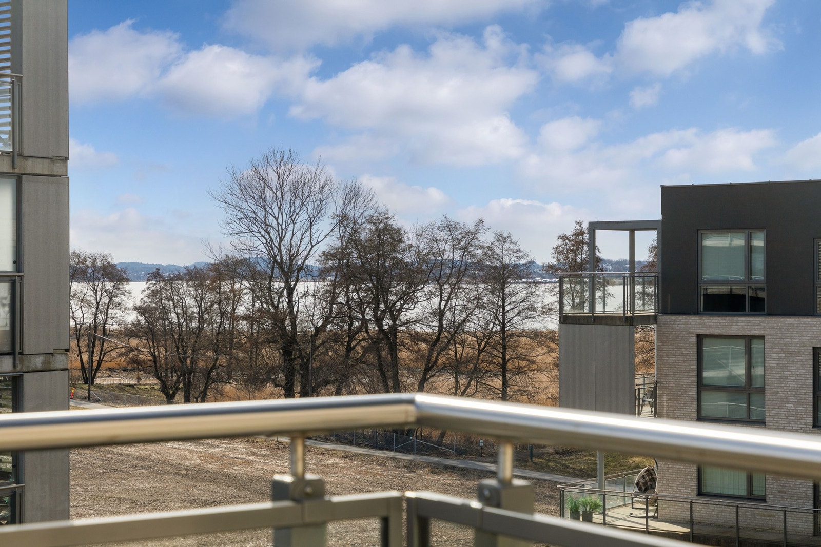 Nyt den fine utsikten fra balkongen! Galleribilde
