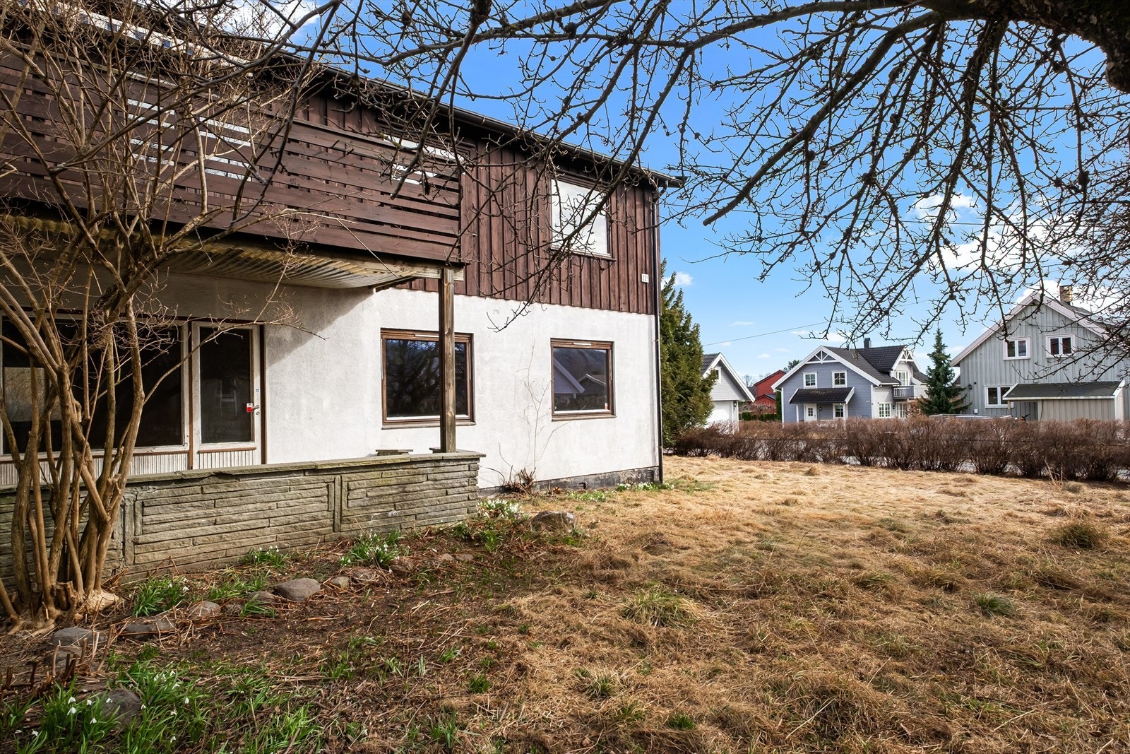 Boligen strekker seg over 2 plan, og har en god og familievennlig planløsning. Galleribilde