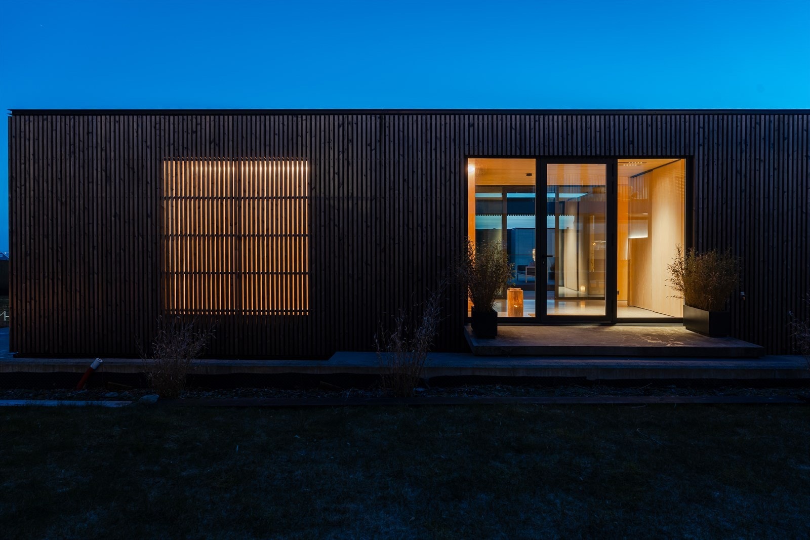 Inngangsparti kveld Galleribilde