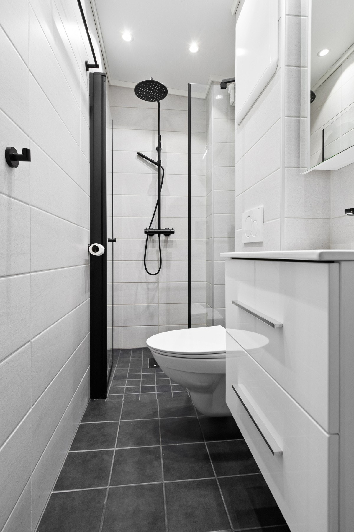 Badet ble pent pusset opp i 2022 og fremstår som moderne og lekkert. Galleribilde