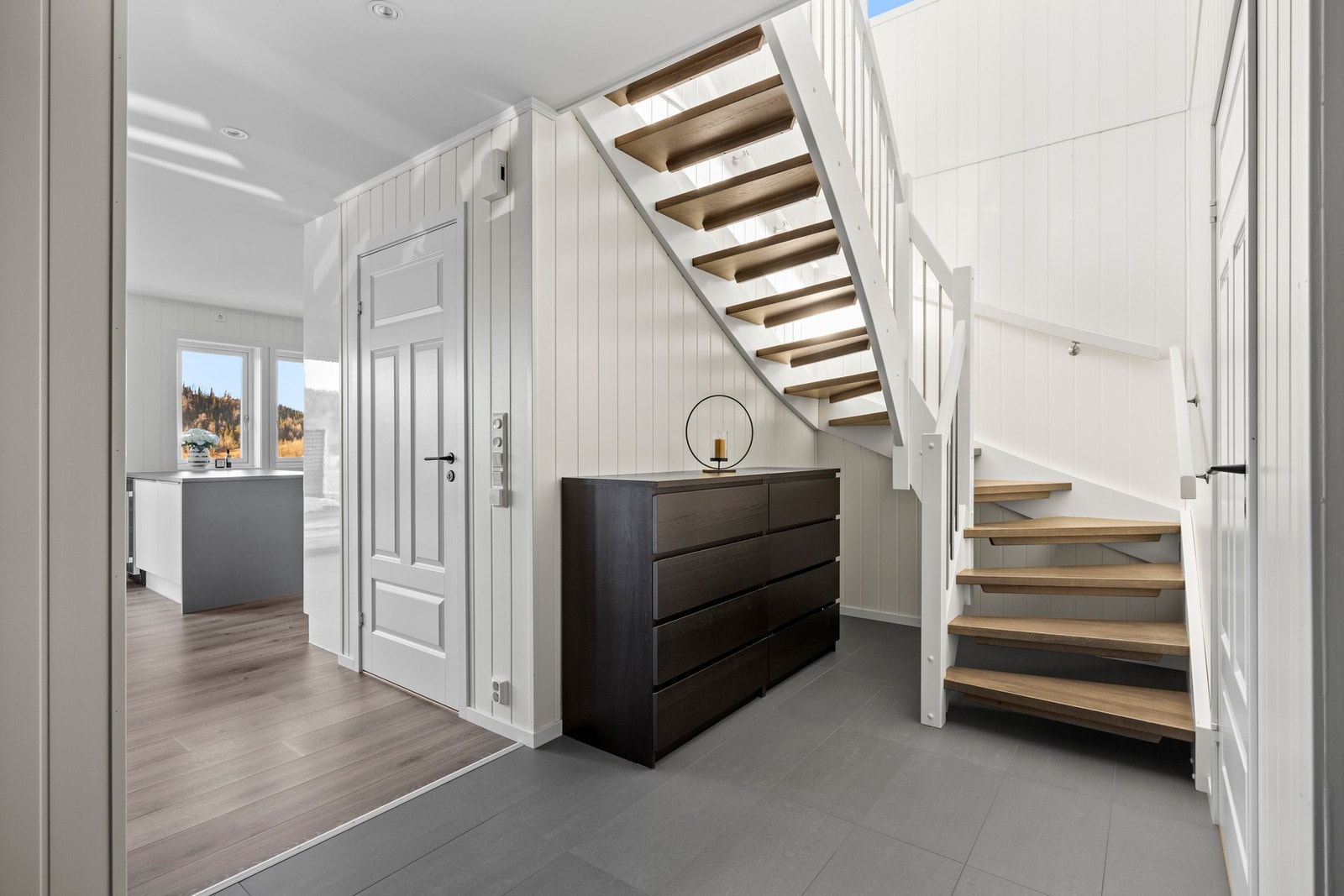 Trapp opp til 2. etg Galleribilde