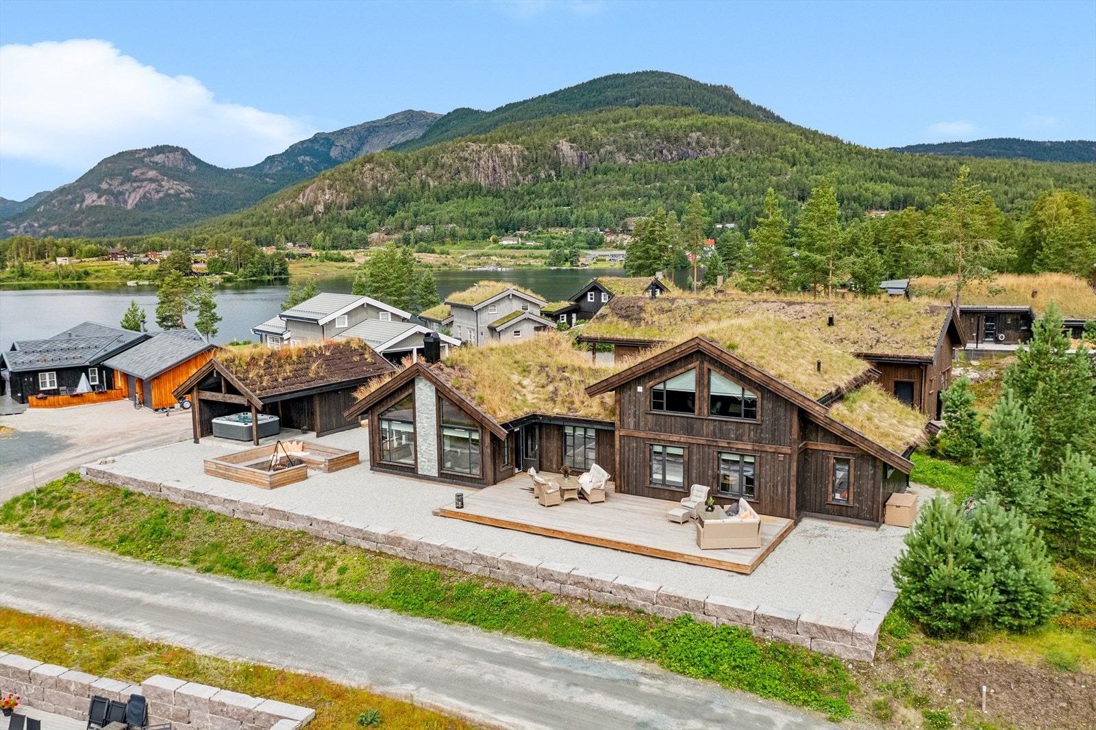Velkommen til Fossøyvegen 1! Galleribilde
