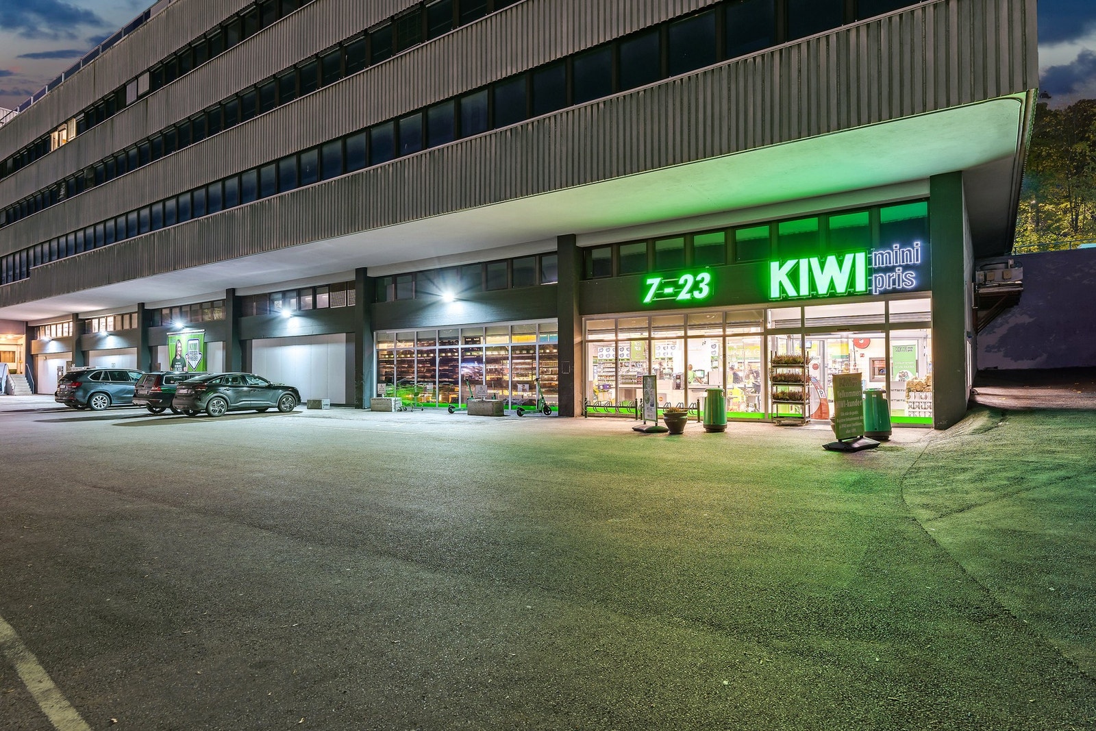 Kiwi matbutikk ligger rett ved leiligheten Galleribilde
