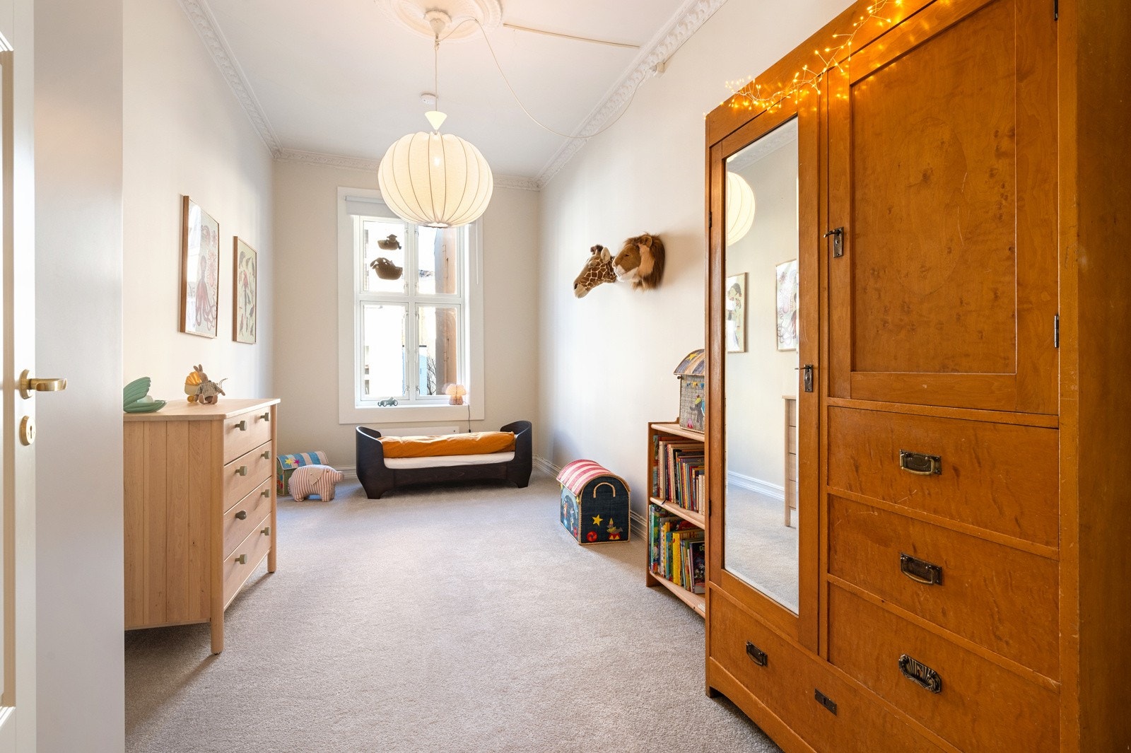 Det andre soverommet er også lyst og trivelig Galleribilde