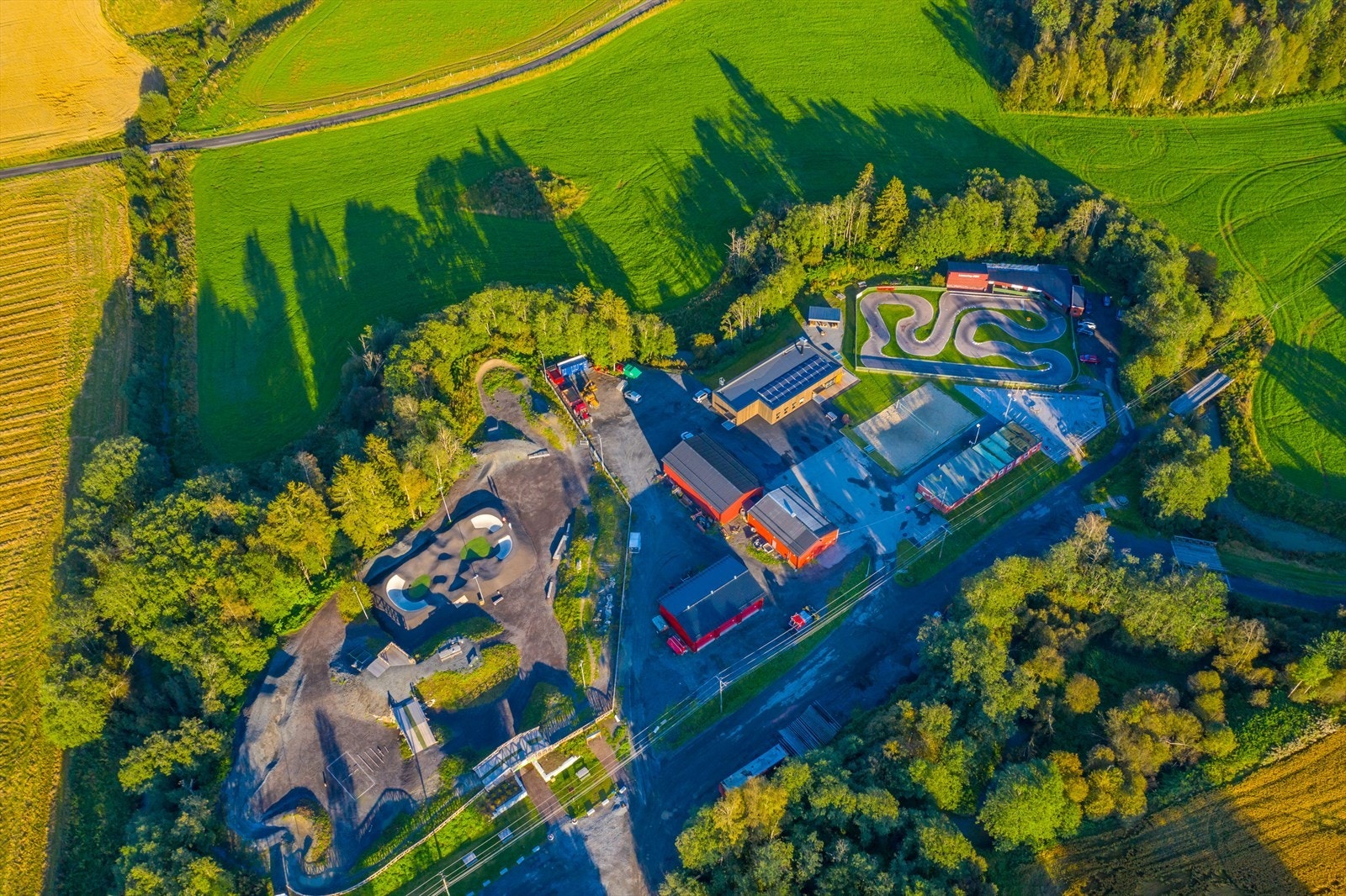 Sørlihavna aktivitetspark er et kommunalt drevet anlegg og parken er åpen for alle. Galleribilde