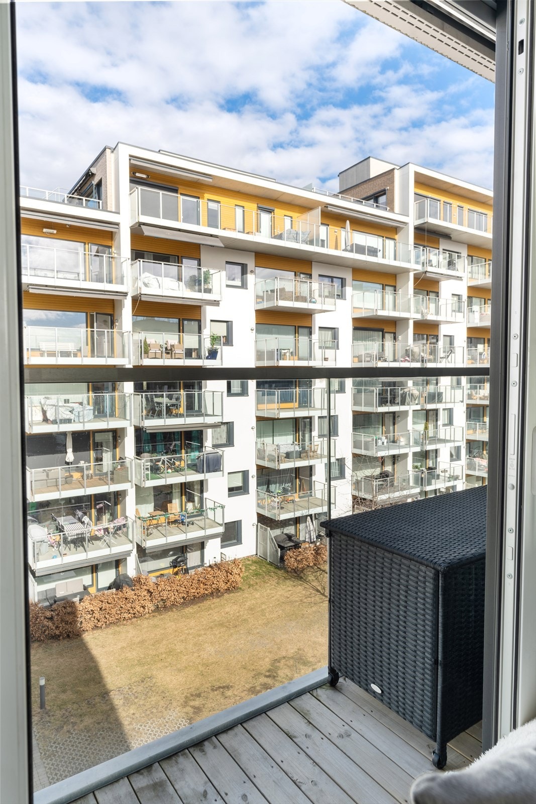 I tillegg har stuen utgang til spansk balkong på 1,7 m². Galleribilde