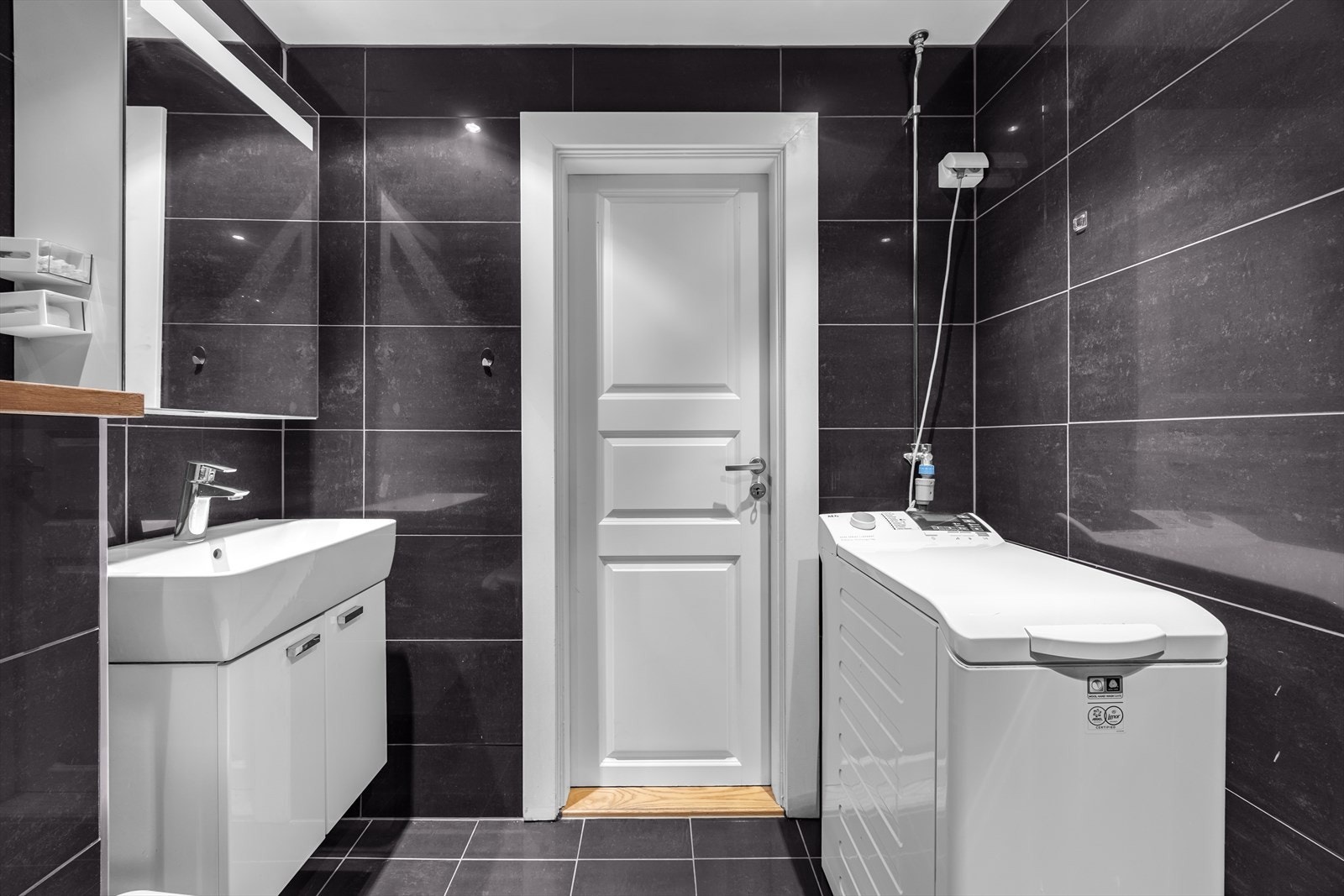 Det er opplegg for vaskemaskin. Galleribilde