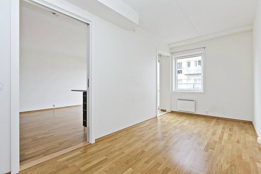 Soverom uten møbler Galleribilde