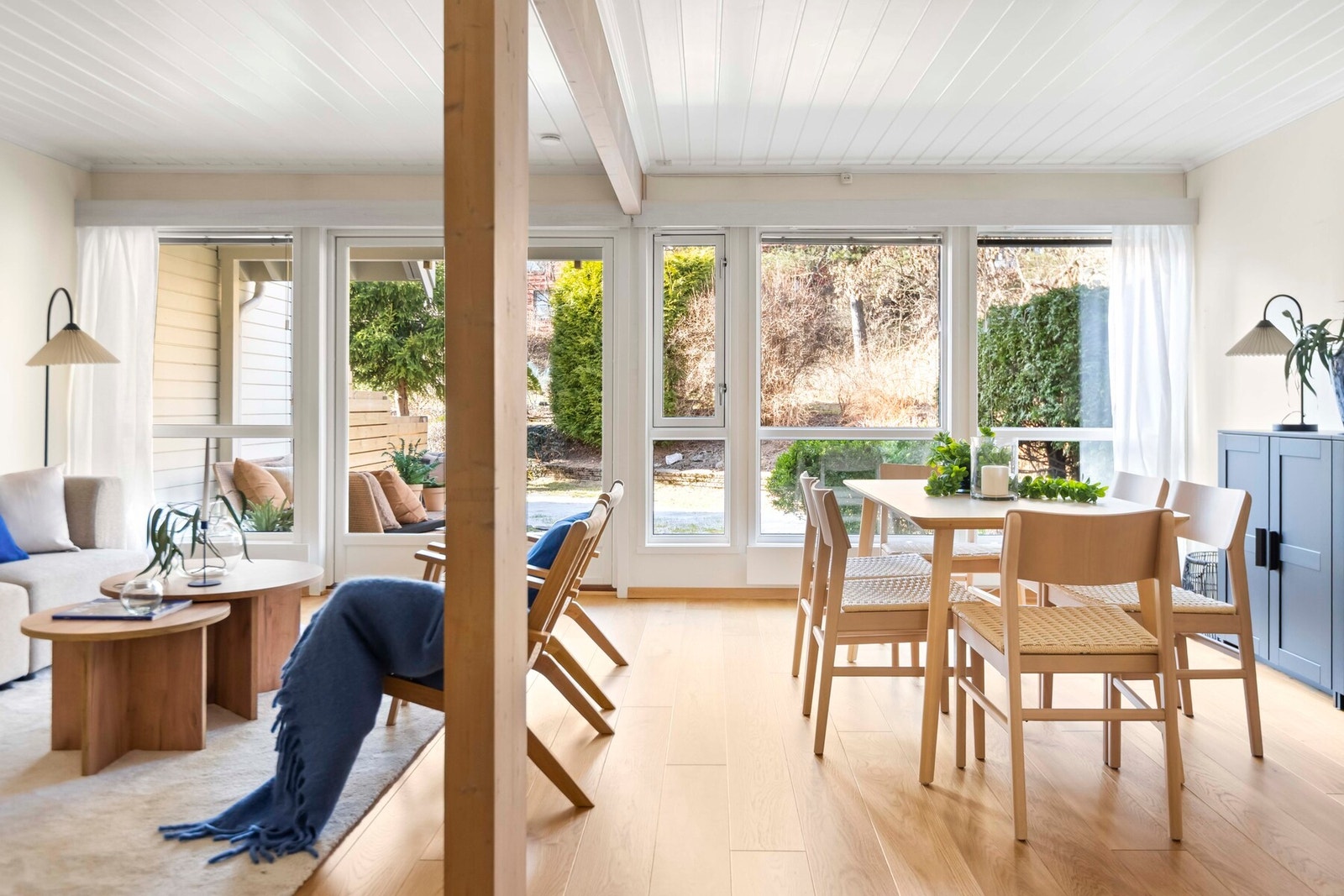 Boligens sosiale sone er romslig og innbydende. Galleribilde