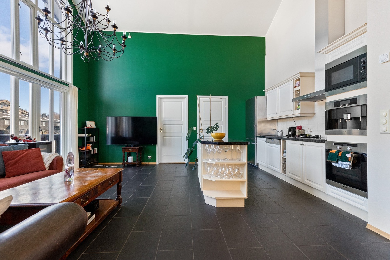 Åpent og inkluderende oppholdsrom Galleribilde