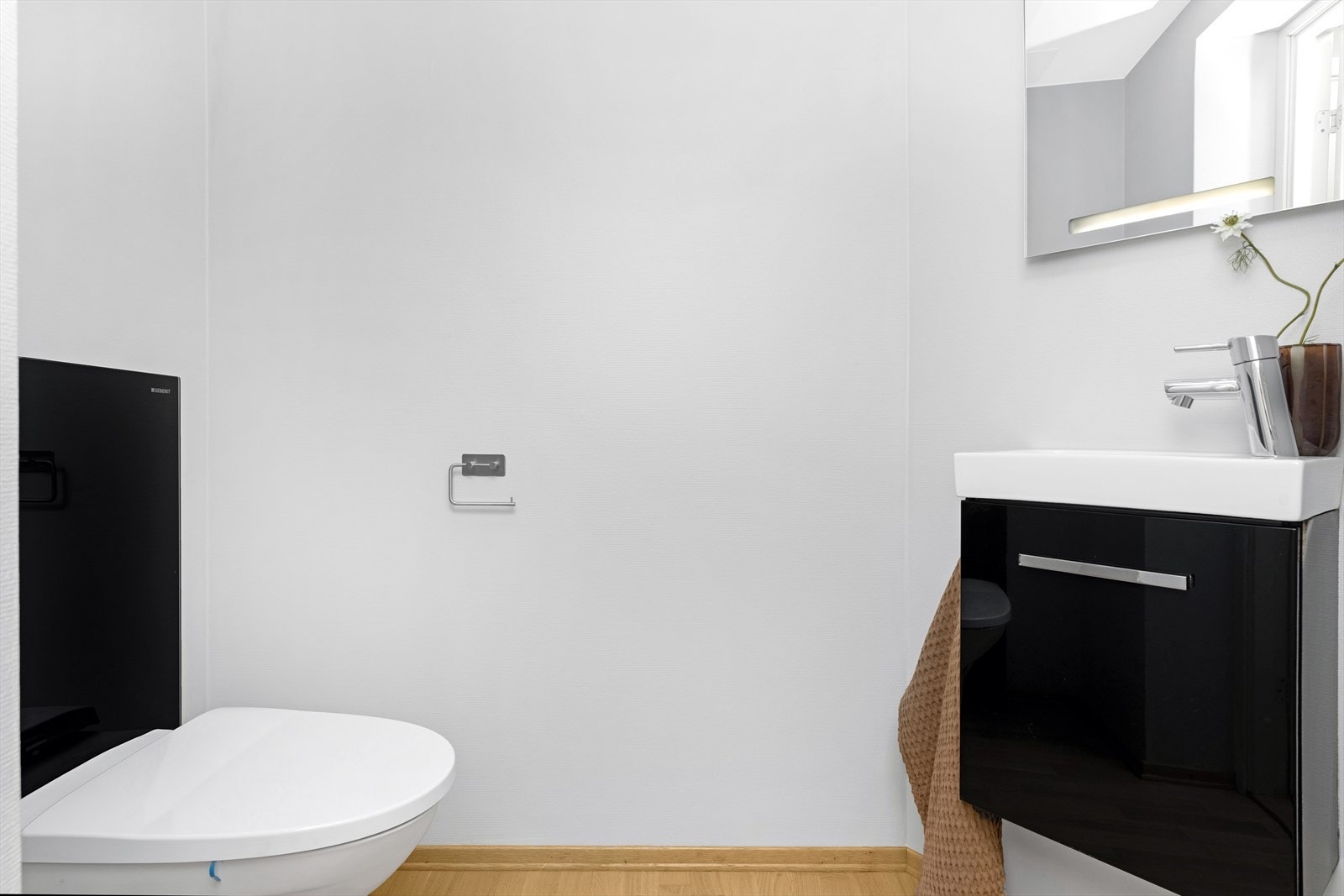 Toalett Galleribilde