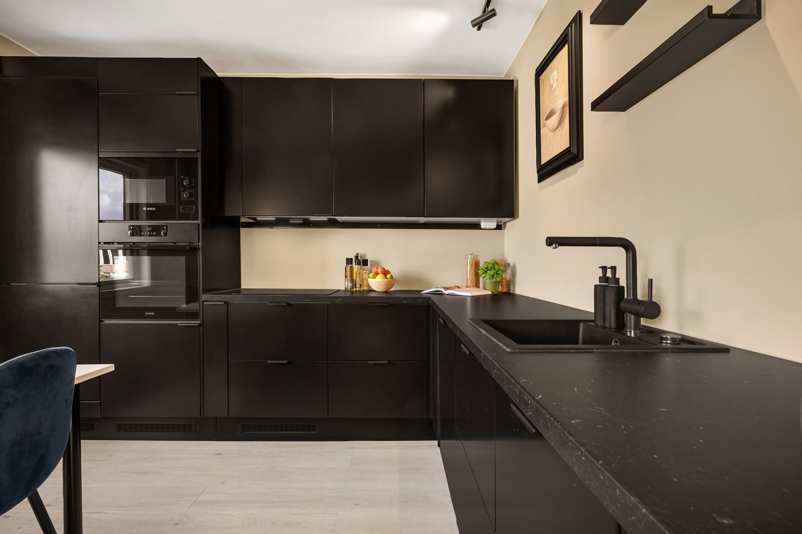 - Særs lekkert kjøkken (nytt i 2021) fra kvalitetsleverandøren Epoq - Galleribilde