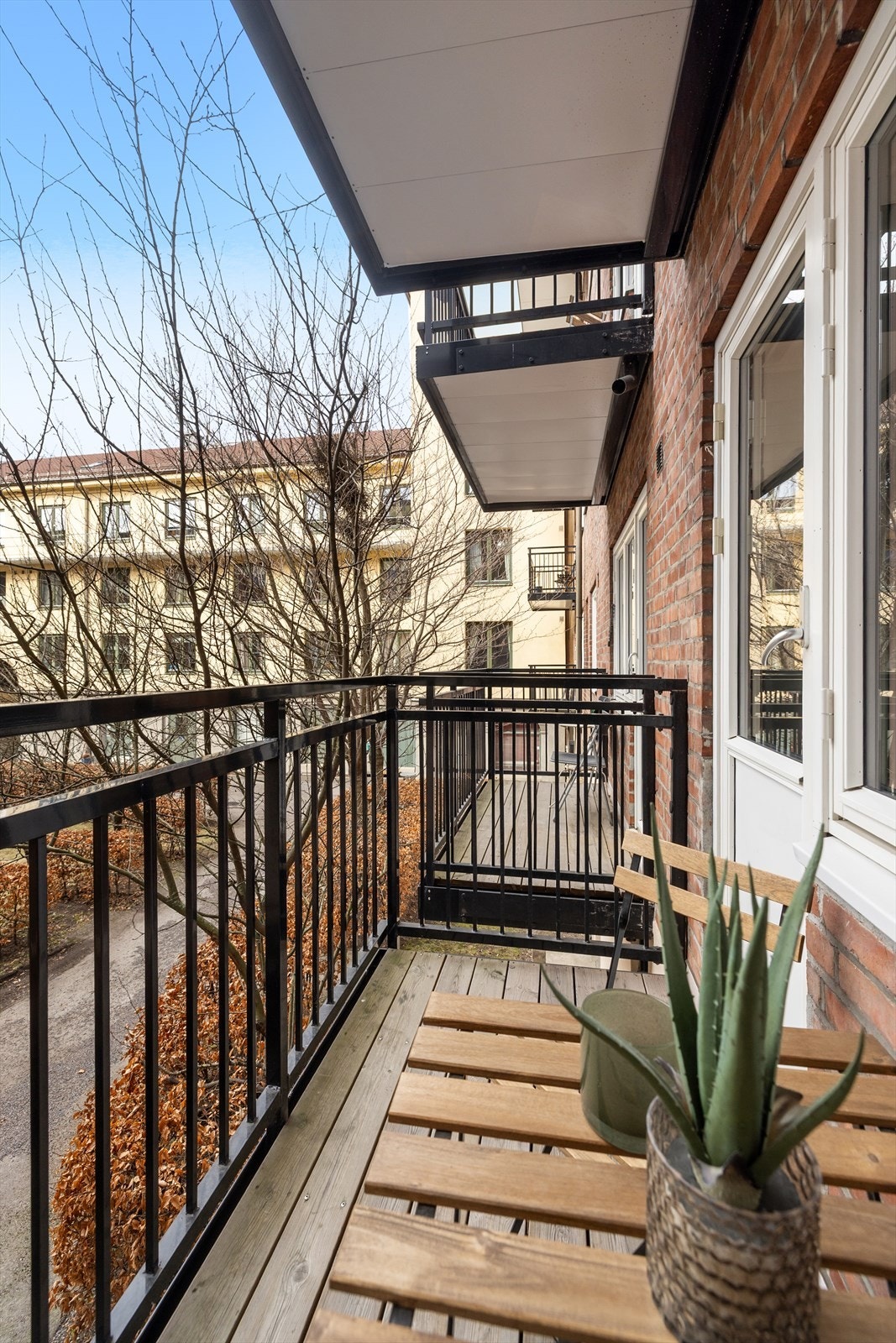 På balkongen er det plass til utemøblement, beplantning og eventuelt grill. Galleribilde