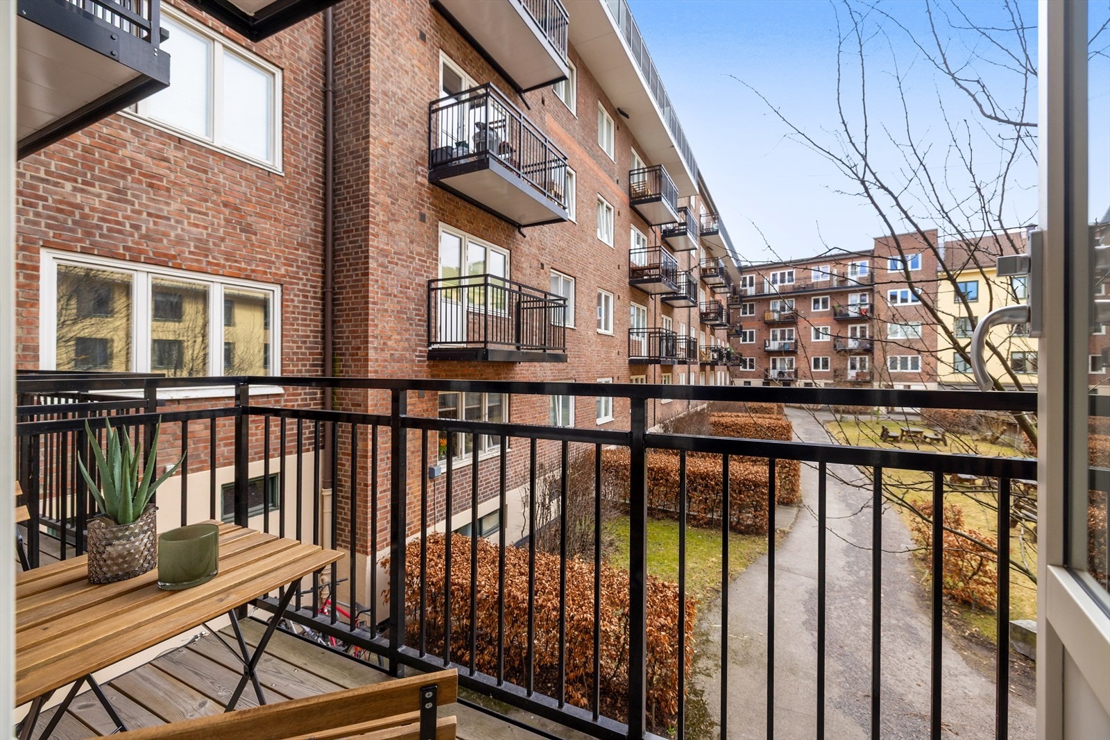 Kristoffer Mjåtveit har gleden av å presentere Grenseveien 7A! Galleribilde