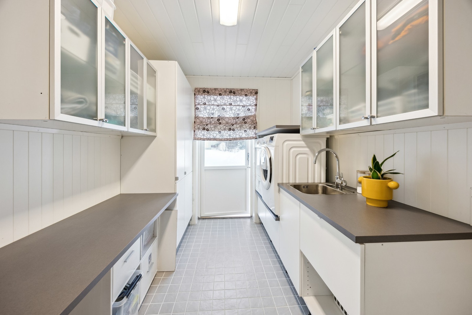 Vaskerom Galleribilde