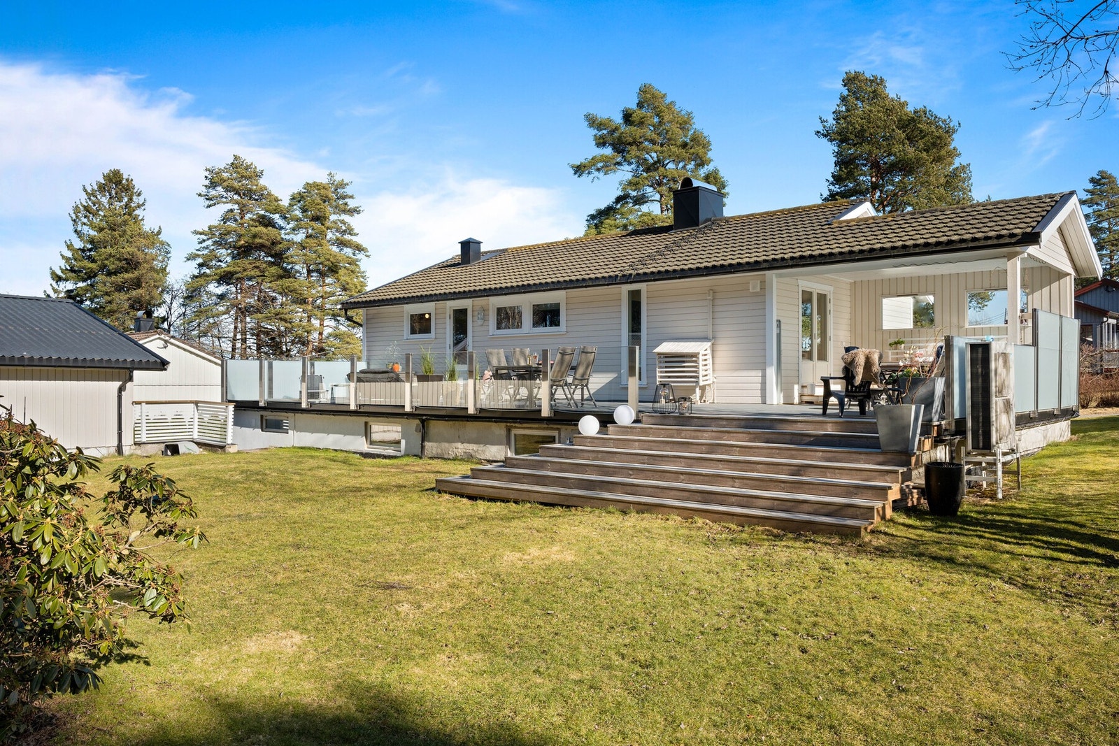 Et flott hus, i en rolig gate på Bjørnstad. Galleribilde