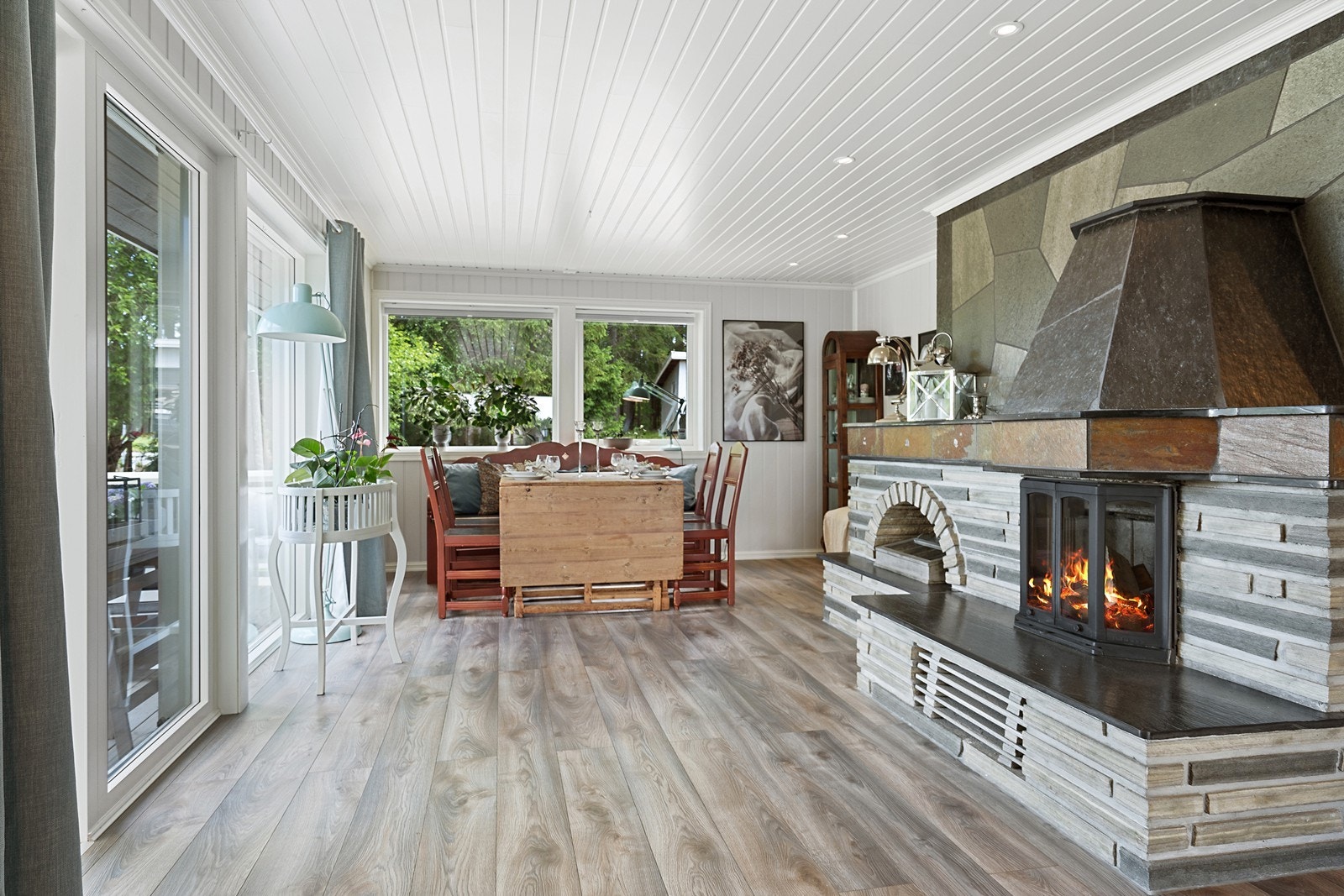 Utgang til stor terrasse Galleribilde