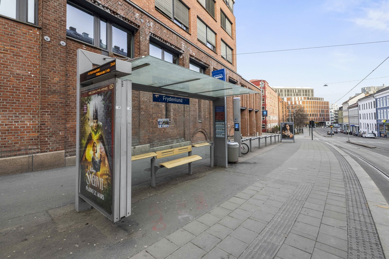 Umiddelbar nærhet til kollektivtrafikk Galleribilde