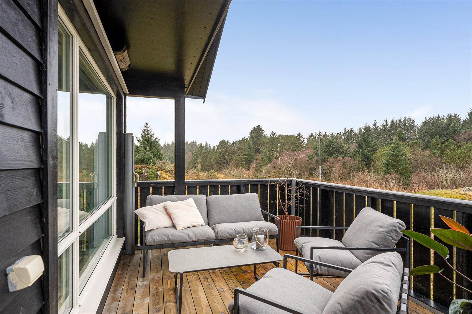 Her ligger alt til rette for å kunne nyte fine og varme dager Galleribilde