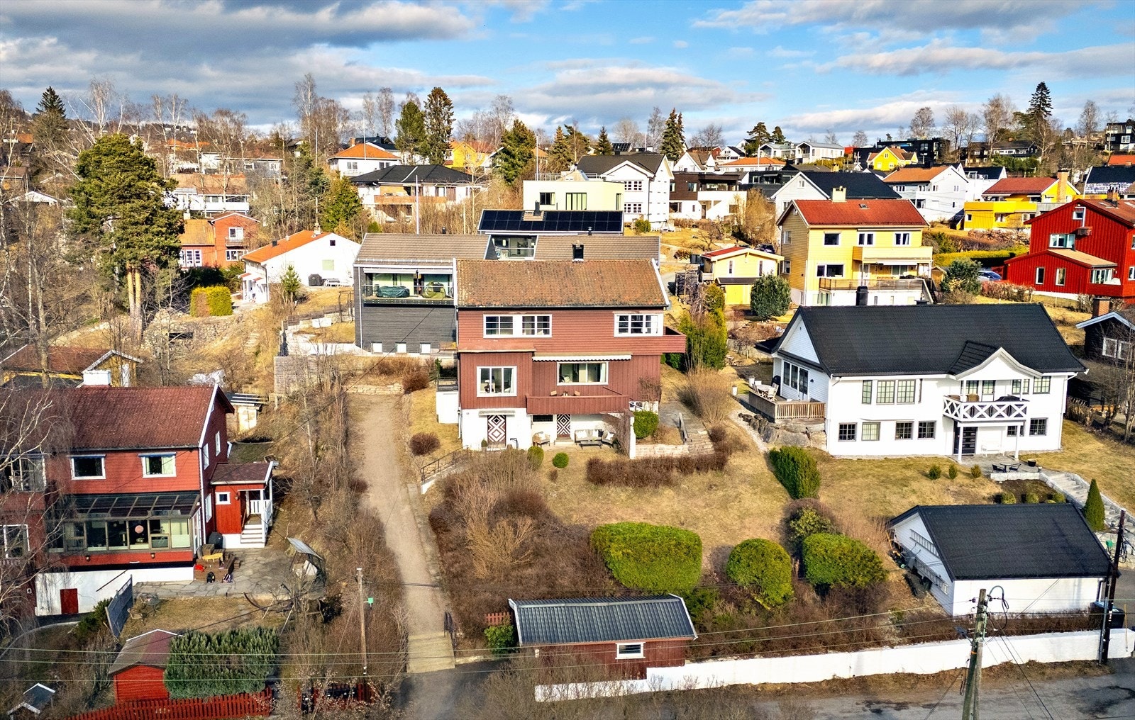 Velkommen til Fådveien 11 - Presentert av Henrik R. Winsnes v/ Nordvik Røa Galleribilde