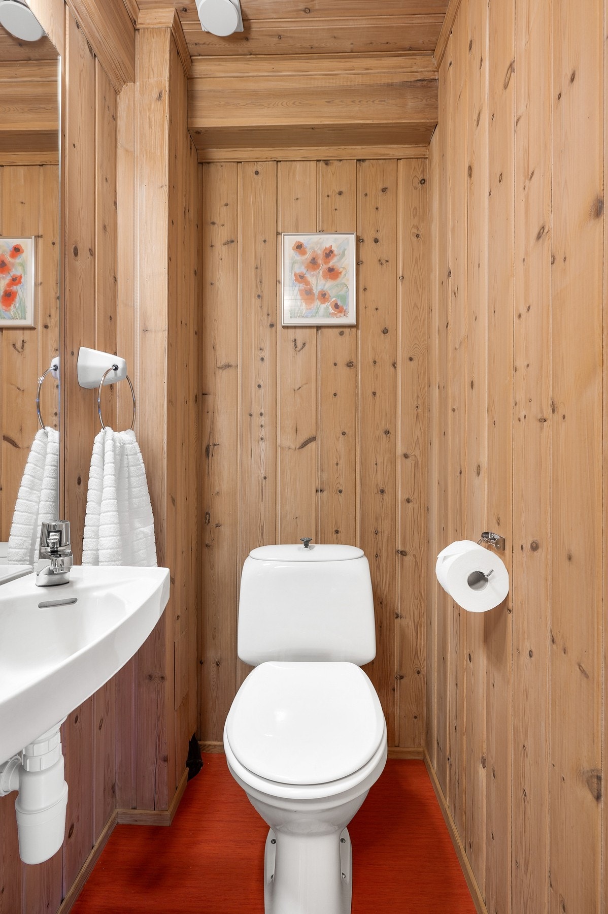 Ekstra toalettrom i kjeller. Galleribilde