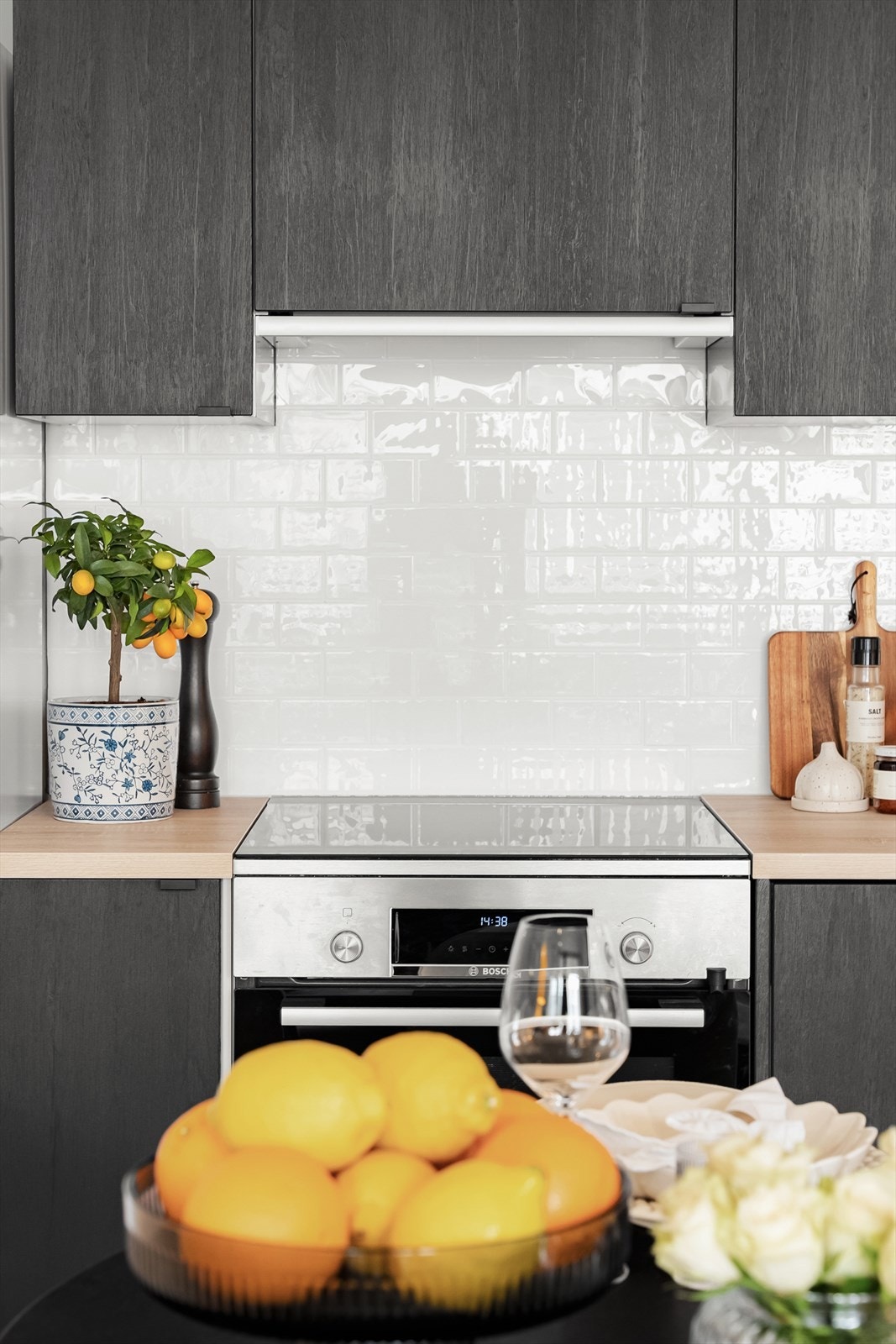 Kjøkkenet har også ny ventilator (2025). Galleribilde