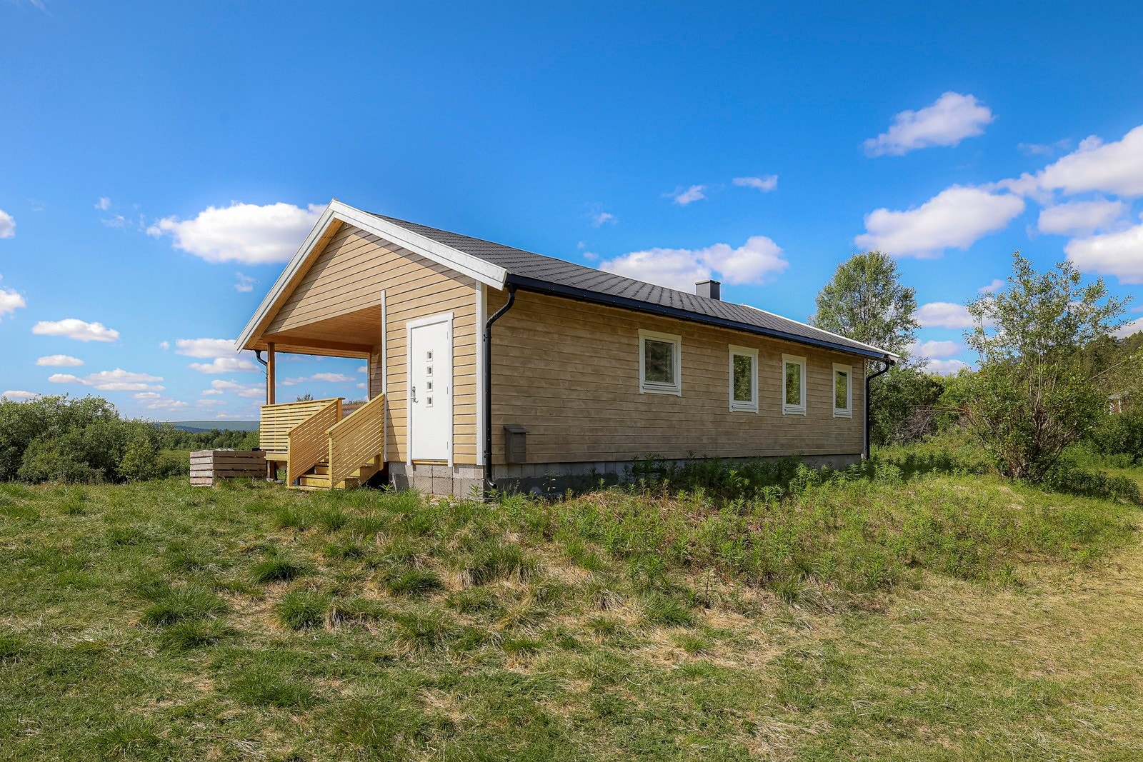 Det er i tillegg en utvendig bod oppmålt til ca 5 kvm Galleribilde