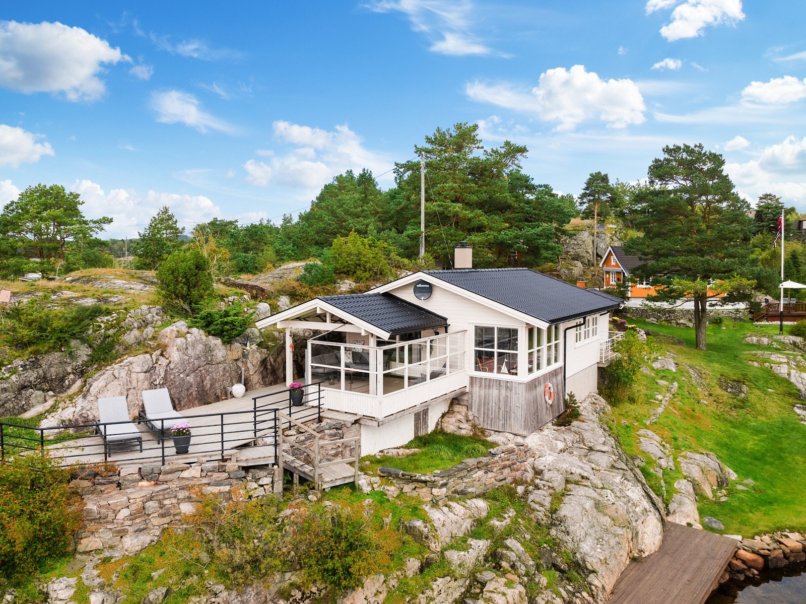 Kapern ligger idyllisk til på Kjønnøya ved Hafsund. Galleribilde
