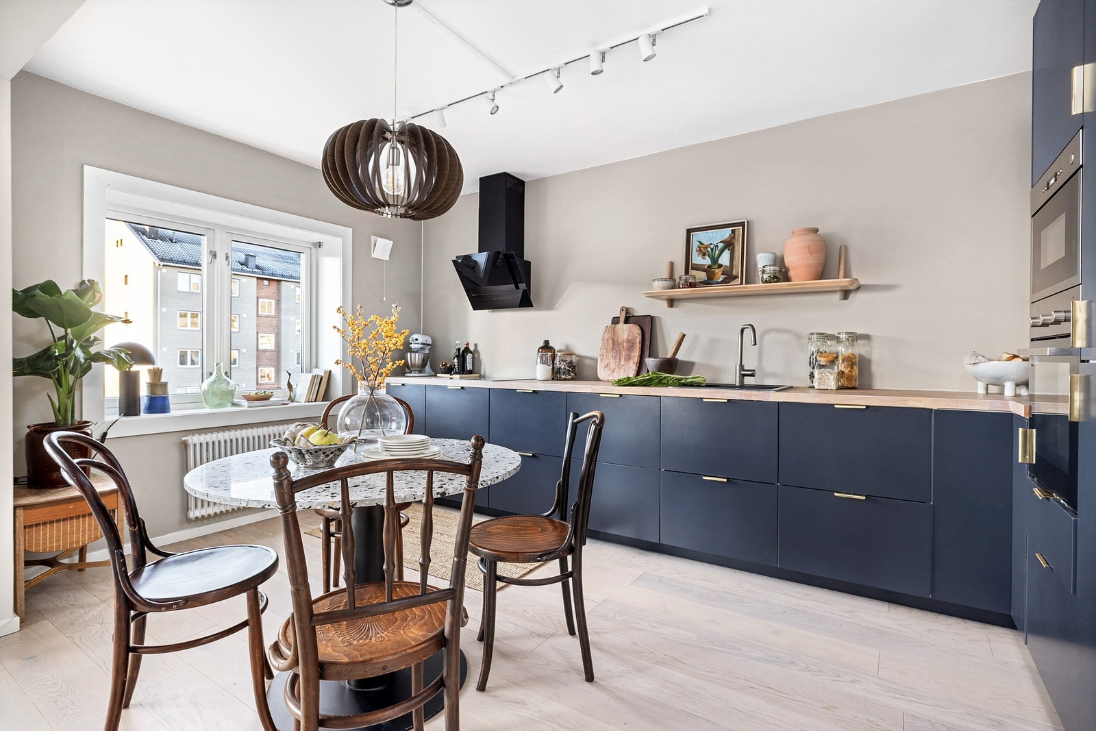 Eller kanskje kjøkken som en nabo har gjort? Galleribilde