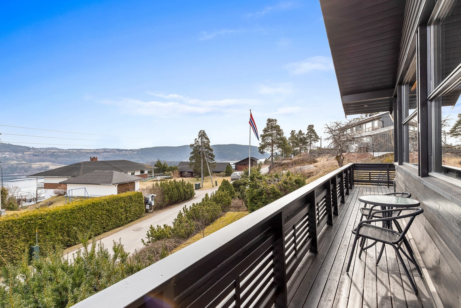 Østvendt balkong Galleribilde