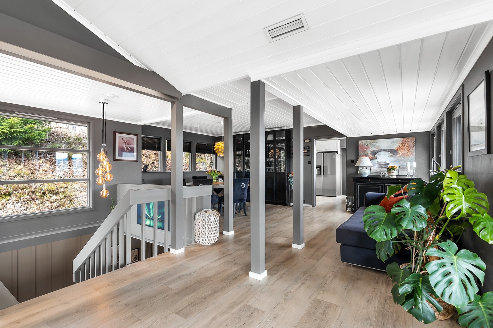 Stuen har god plass til å innrede i flere soner Galleribilde