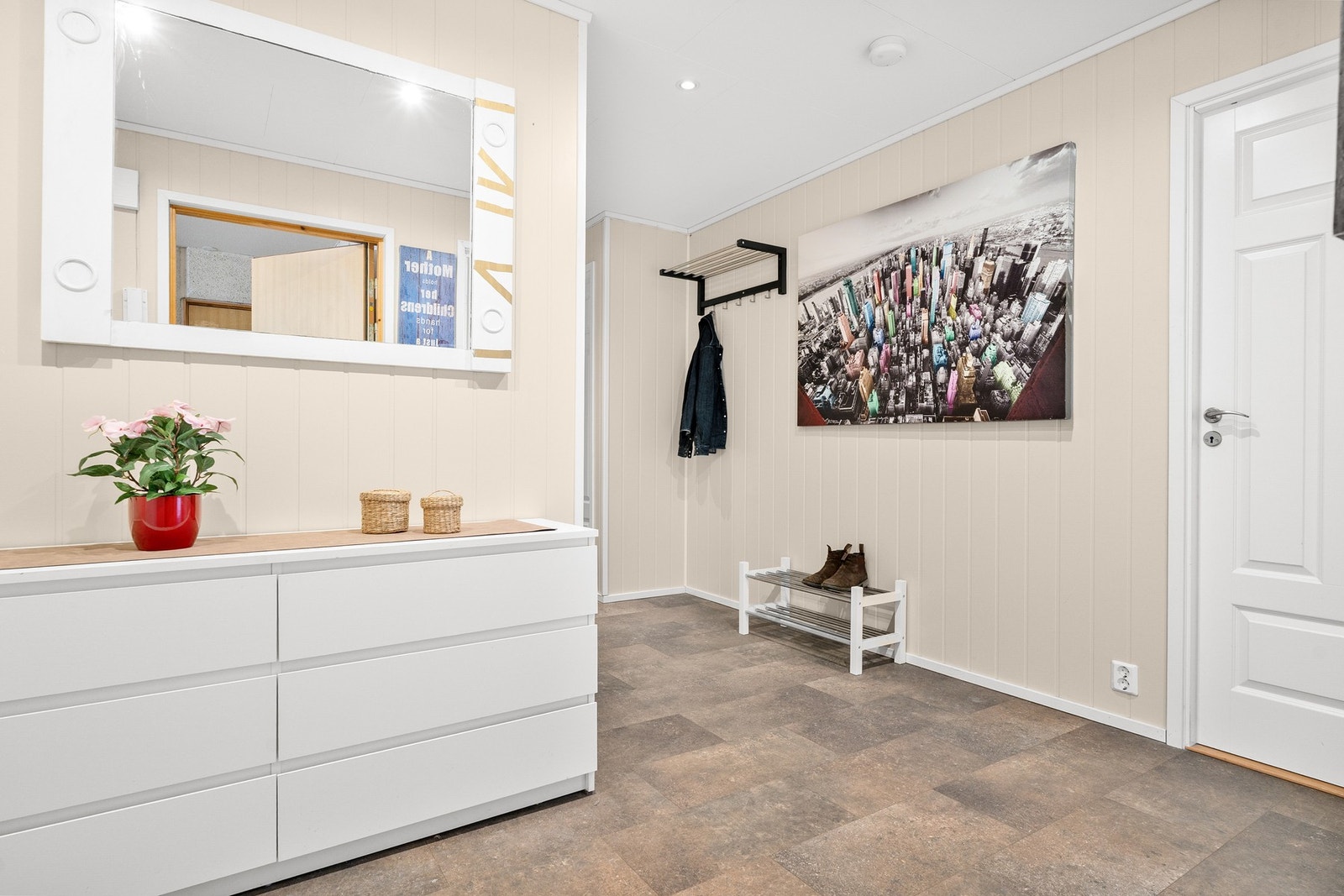 Her kan man også innrede med garderobeskap. Galleribilde