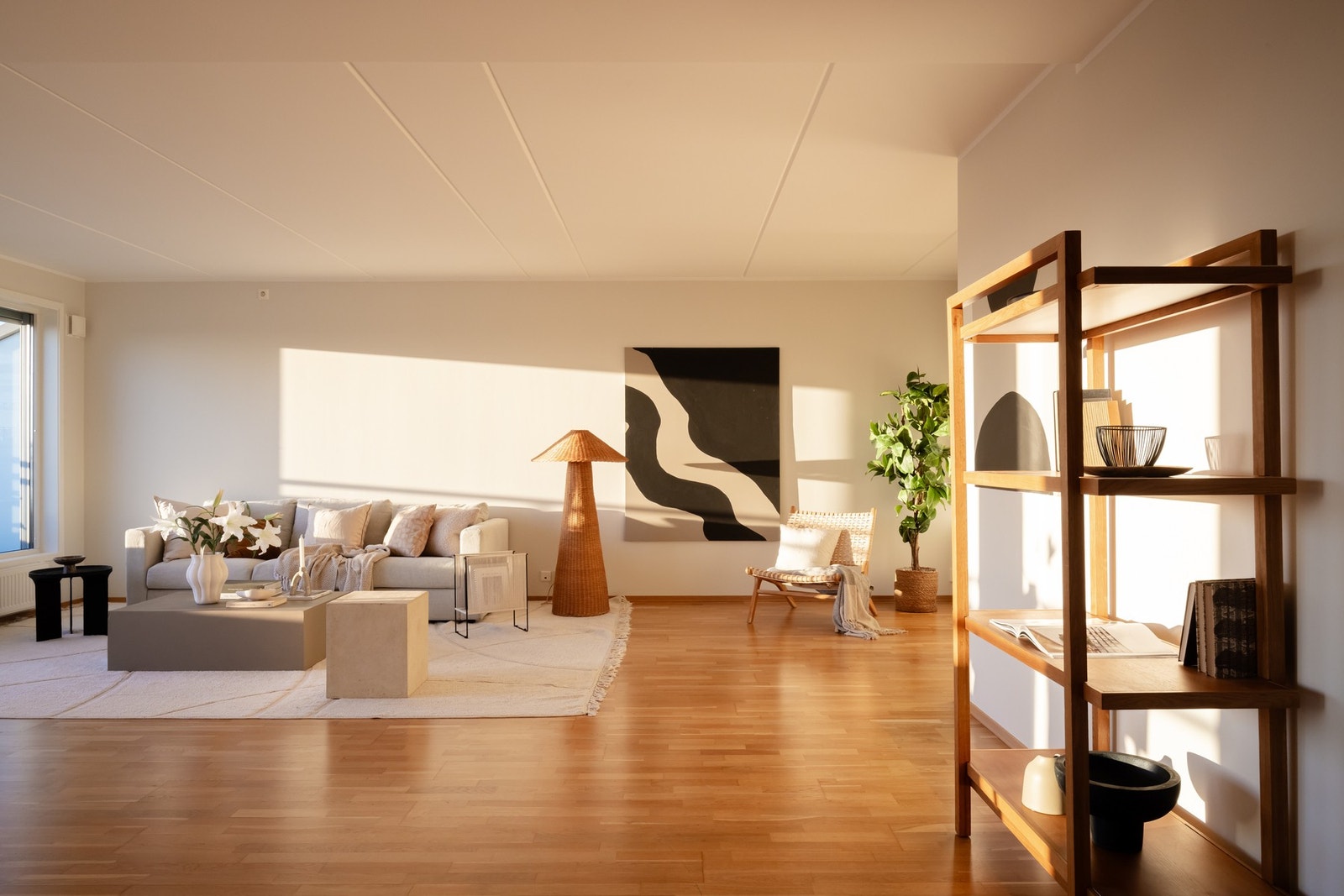 Har du noen spørsmål om boligen? Ta kontakt med megler Christer Sebbah (cse@eie.no/93 61 22 32). Galleribilde