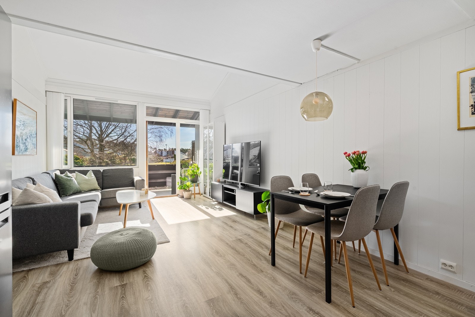 God plass til både salong og spisebord Galleribilde