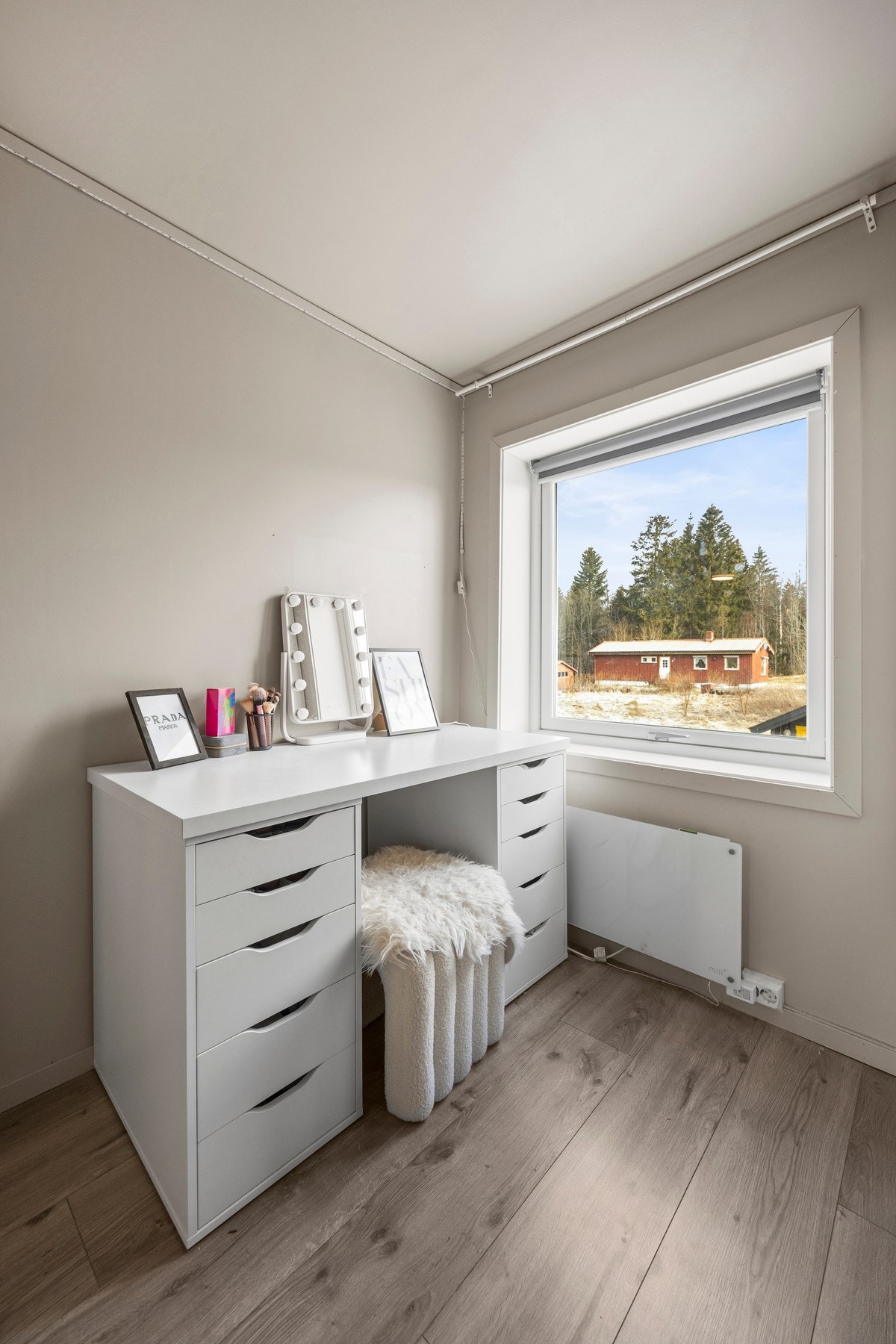 Arbeidskrok på soverommet. Galleribilde