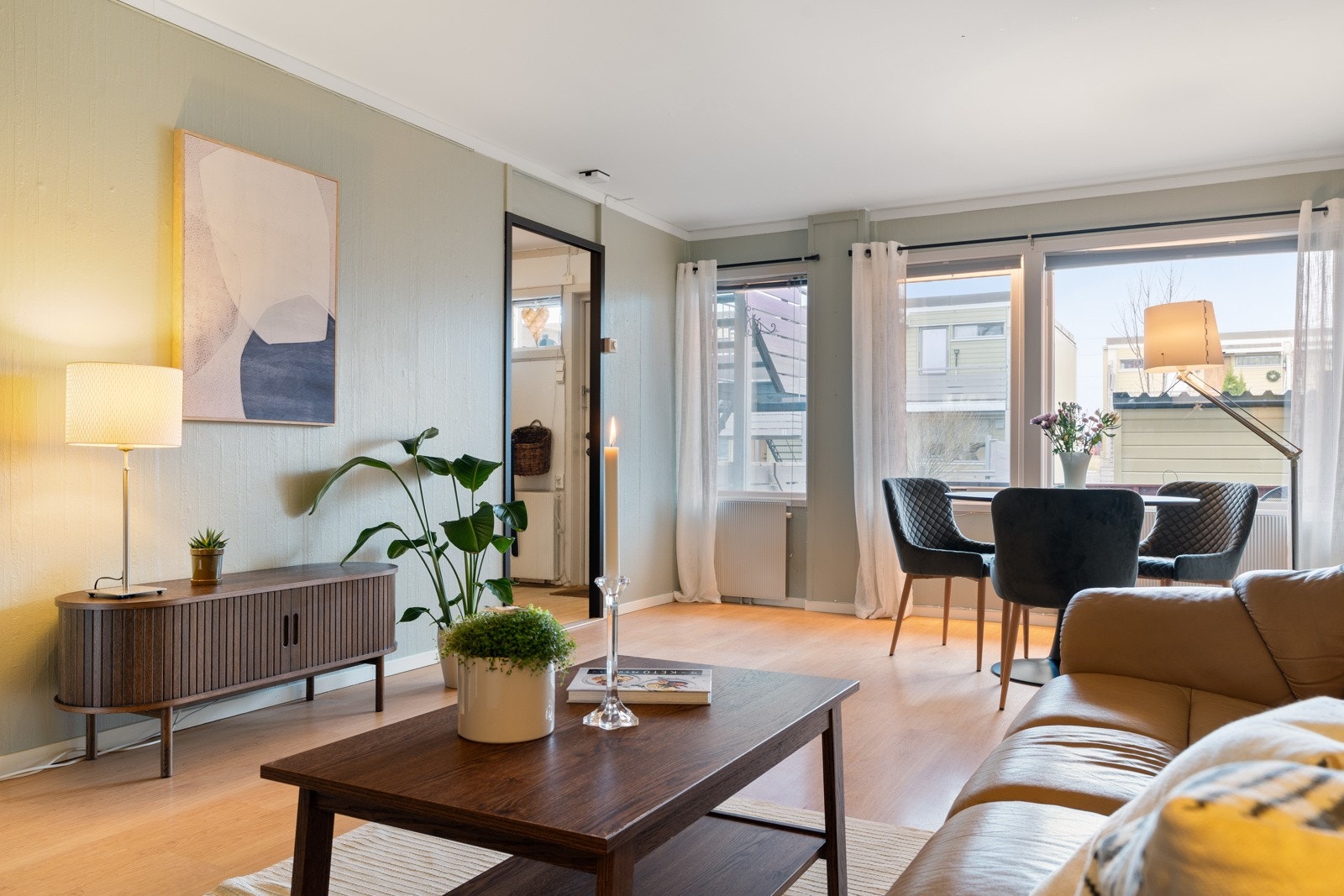 Velkommen til Utleirtunet 12C, presentert av Christian Schjetne v/Proaktiv Eiendomsmegling. Galleribilde