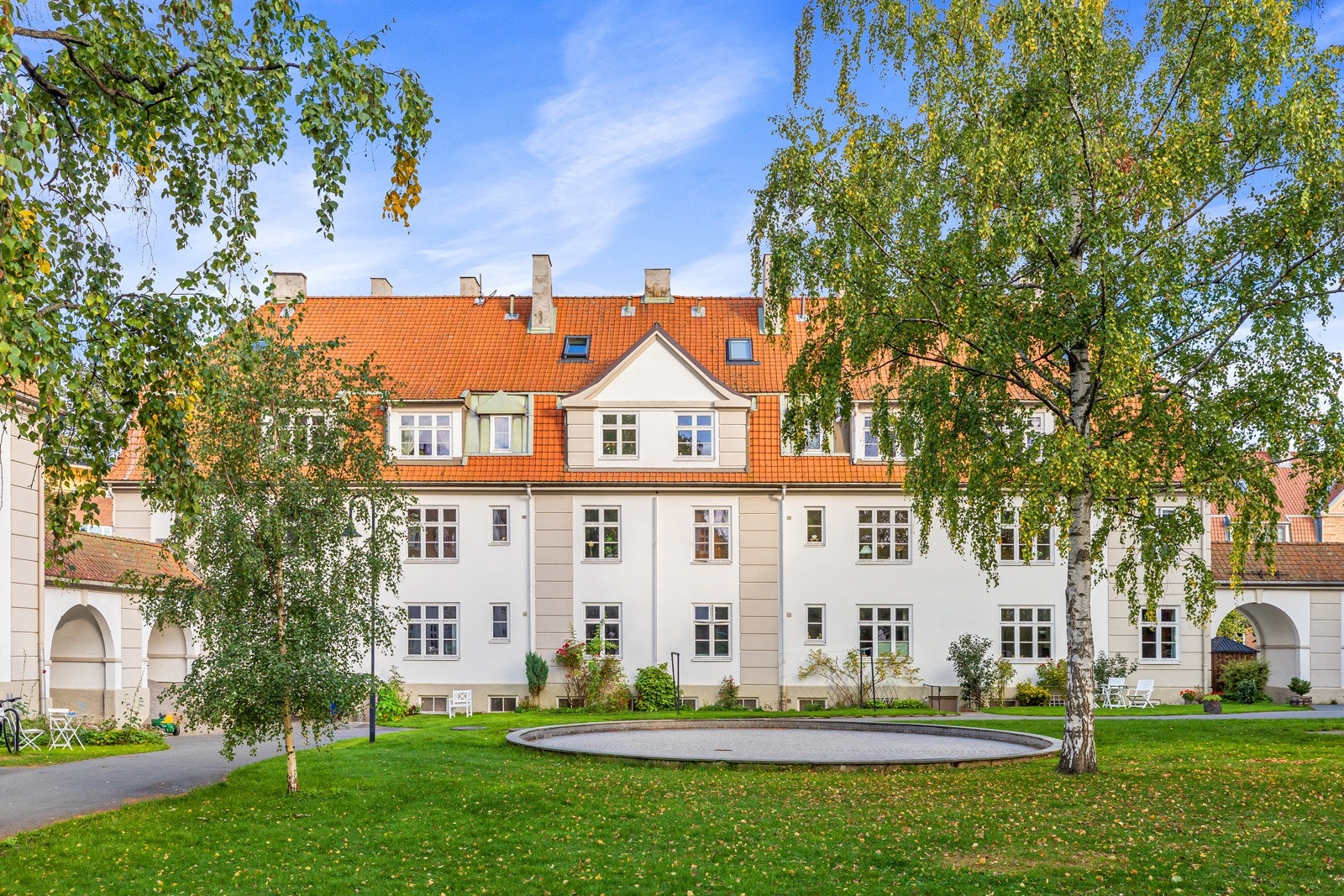 Selgers ord: "Barna har hatt kort vei til skole og barnehage, noe som har gjort hverdagen trygg og enkel for oss alle." Galleribilde