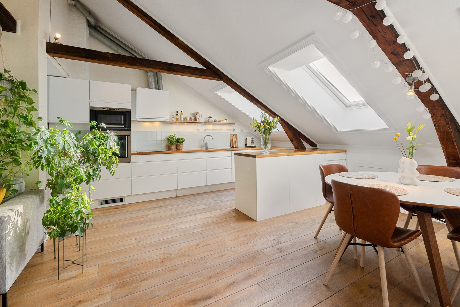 Denne boligen kombinerer moderne standard og klassisk sjarm på en perfekt måte. Galleribilde