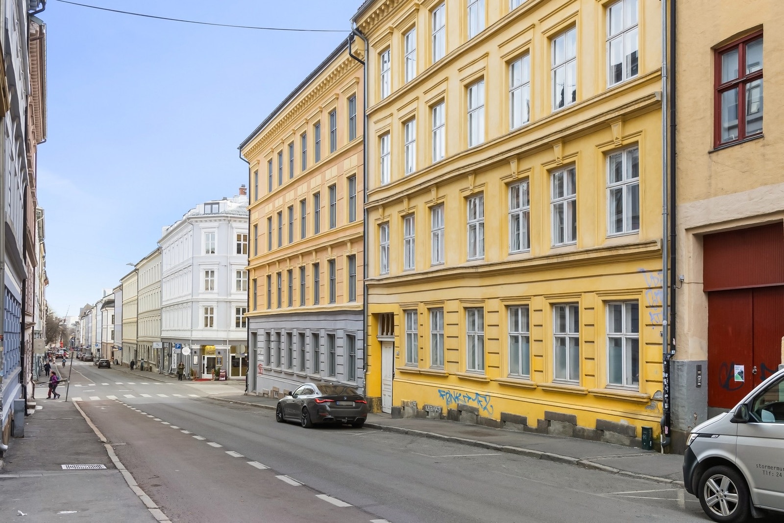 Velkommen til Markveien 13 - en attraktiv adresse midt i hjertet av populære Grünerløkka! Galleribilde