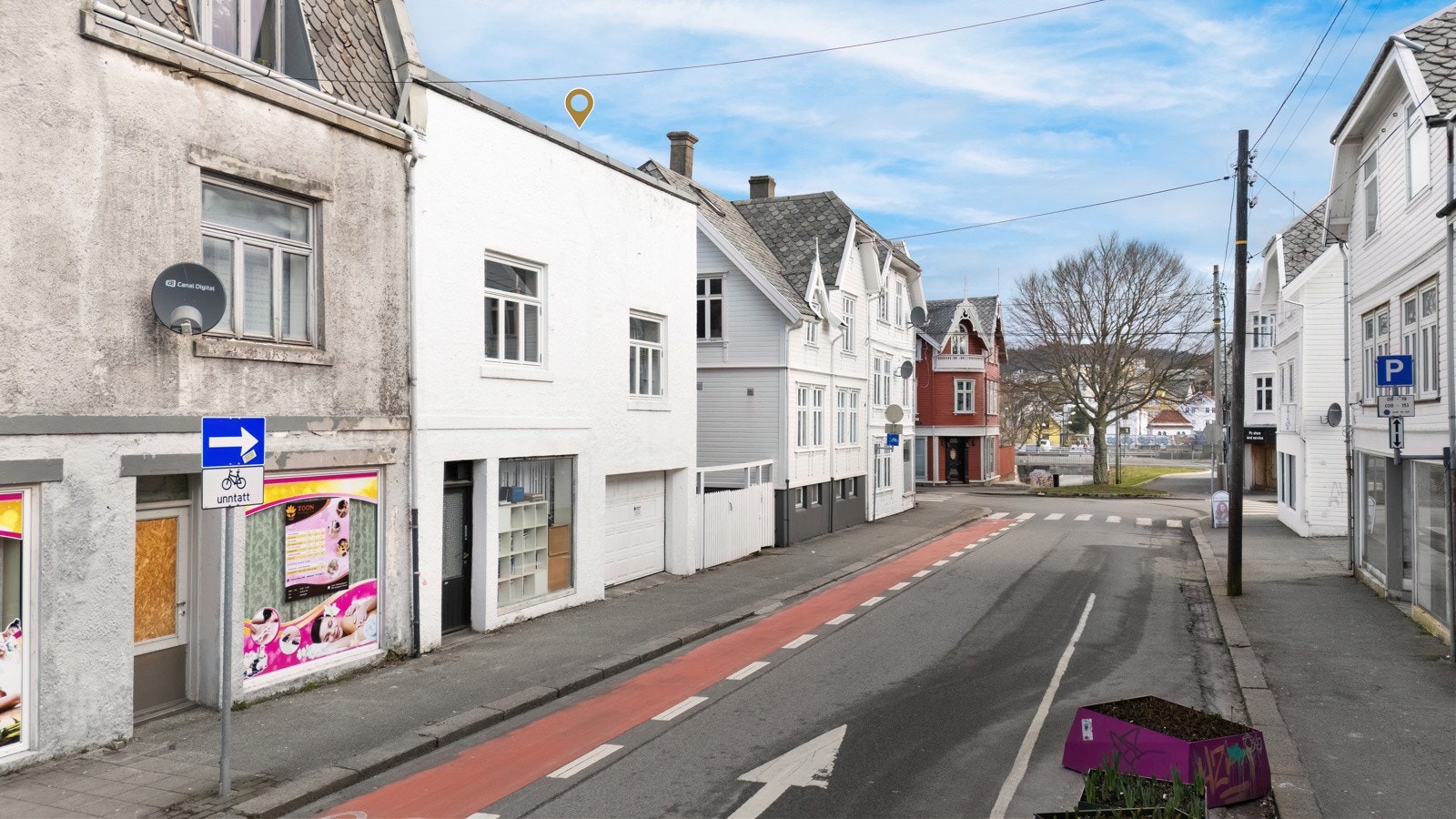 Kun 3 minutters gange til flotmyr busstasjon fra boligen Galleribilde