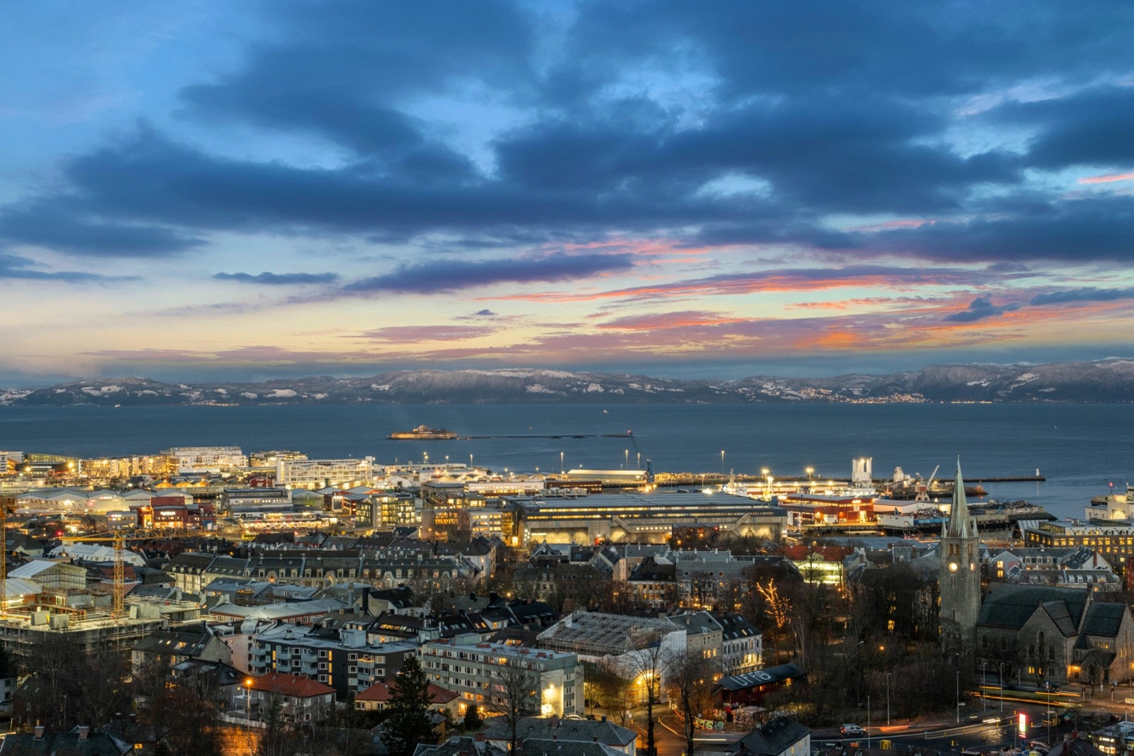 Her nyter man godt av privatliv, store uteplasser og på samme tid ha en enkel hverdag med lave vedlikeholdskostnader. Galleribilde