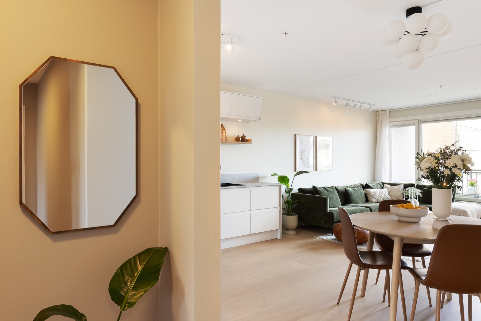 Leiligheten er gjennomgående. Galleribilde